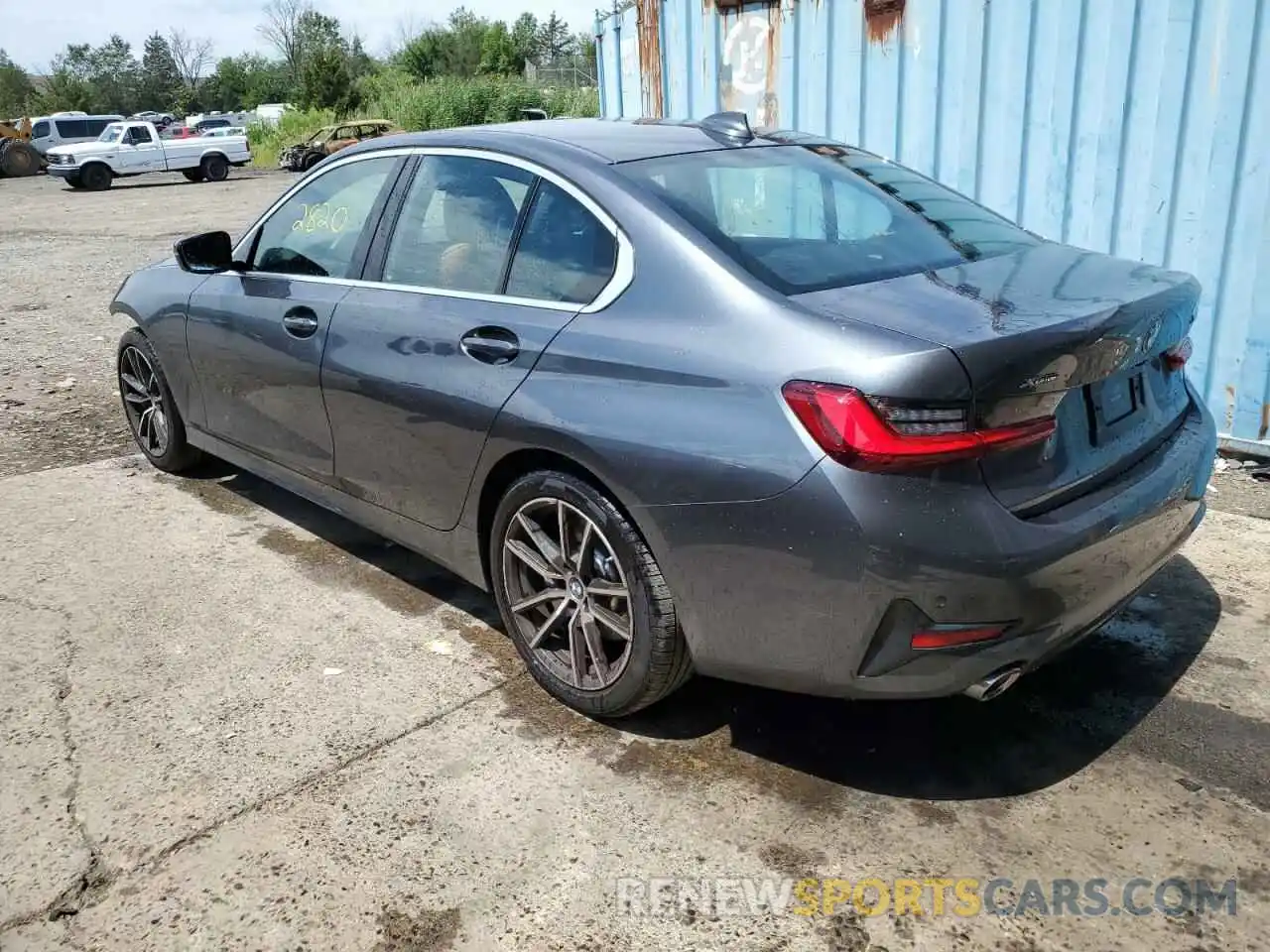 3 Photograph of a damaged car 3MW5R7J00N8C44308 BMW 3 SERIES 2022