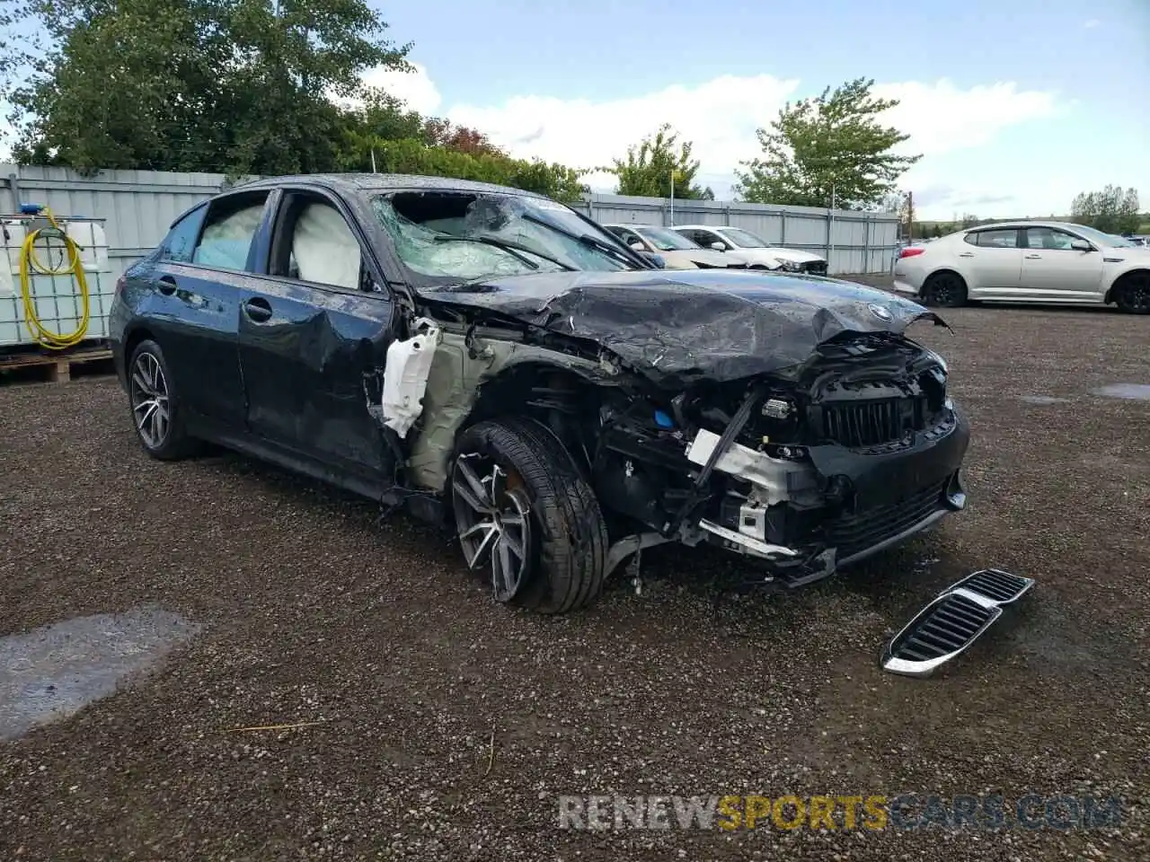 9 Photograph of a damaged car 3MW5R7J00N8C56524 BMW 3 SERIES 2022