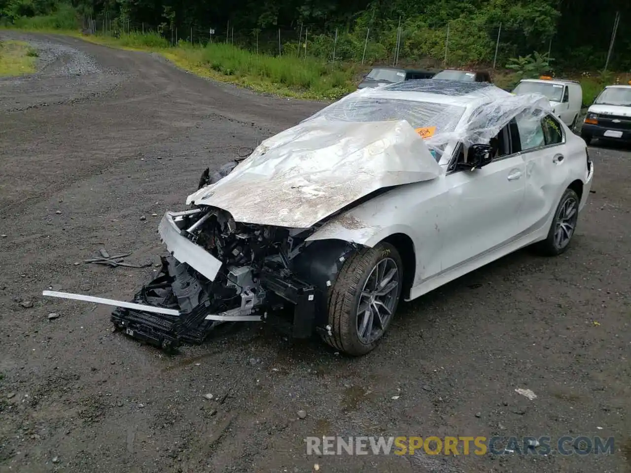 2 Photograph of a damaged car 3MW5R7J01N8C61716 BMW 3 SERIES 2022