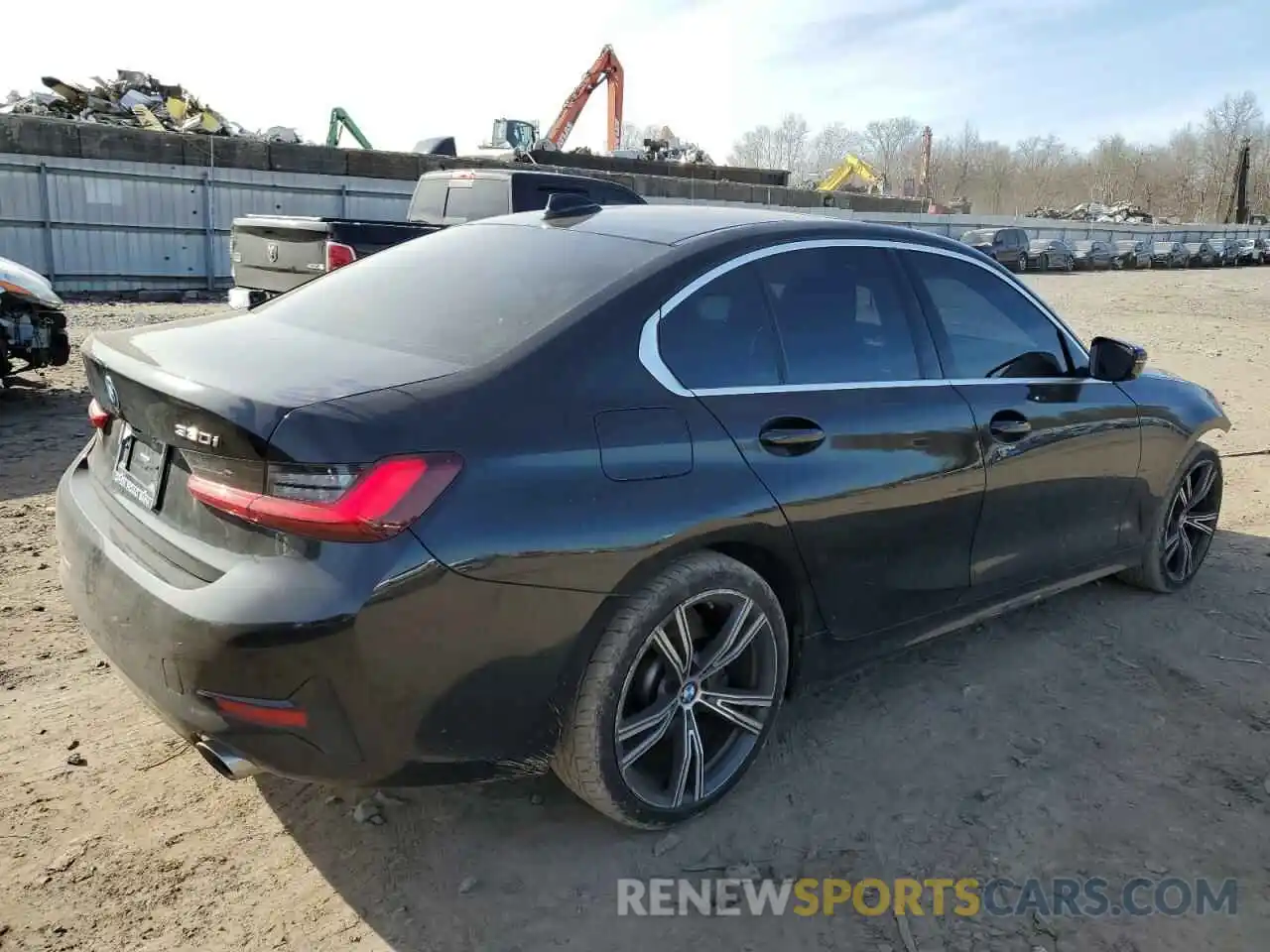 3 Photograph of a damaged car 3MW5R7J02N8C43659 BMW 3 SERIES 2022