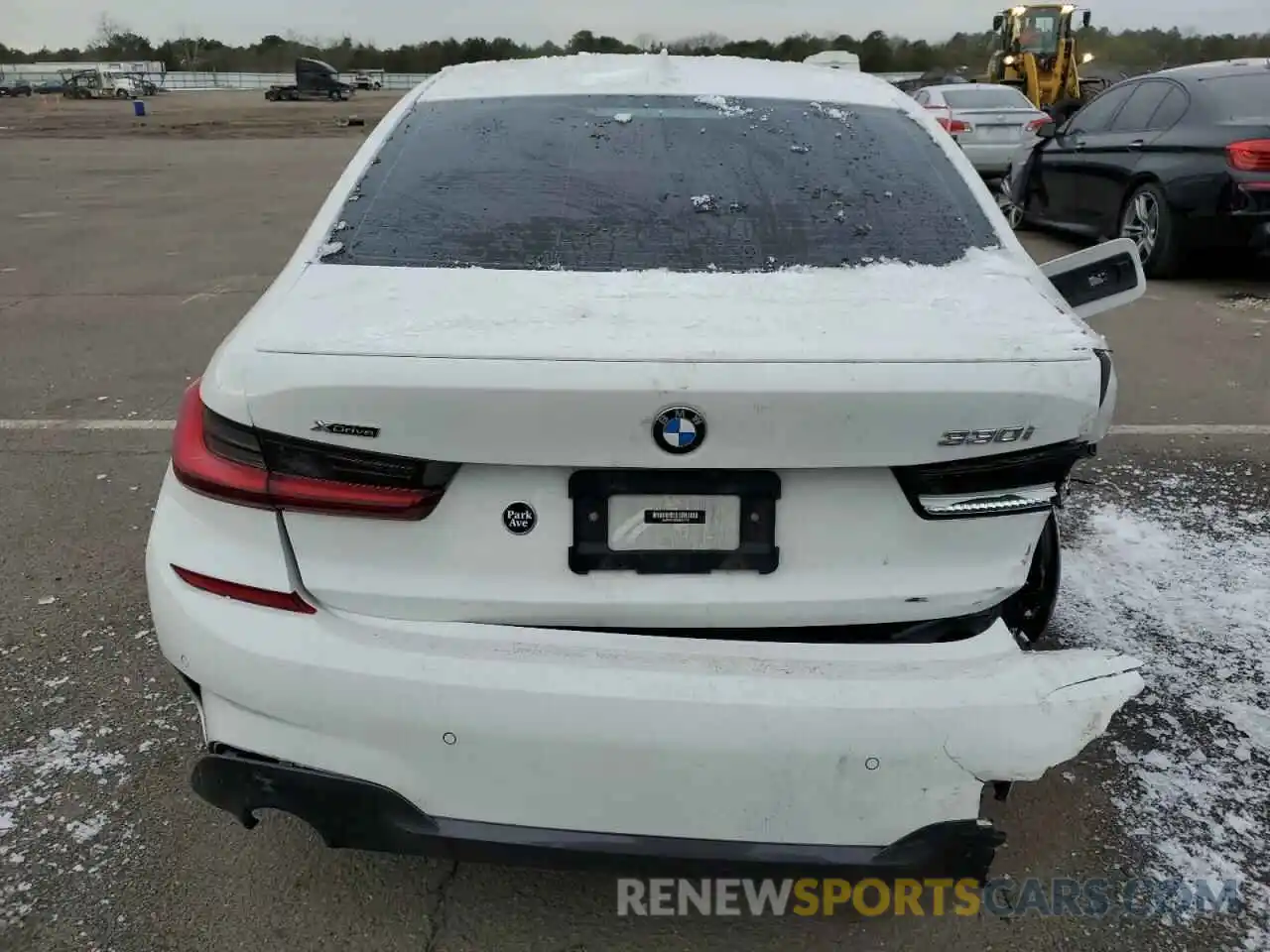 6 Photograph of a damaged car 3MW5R7J03N8C51530 BMW 3 SERIES 2022