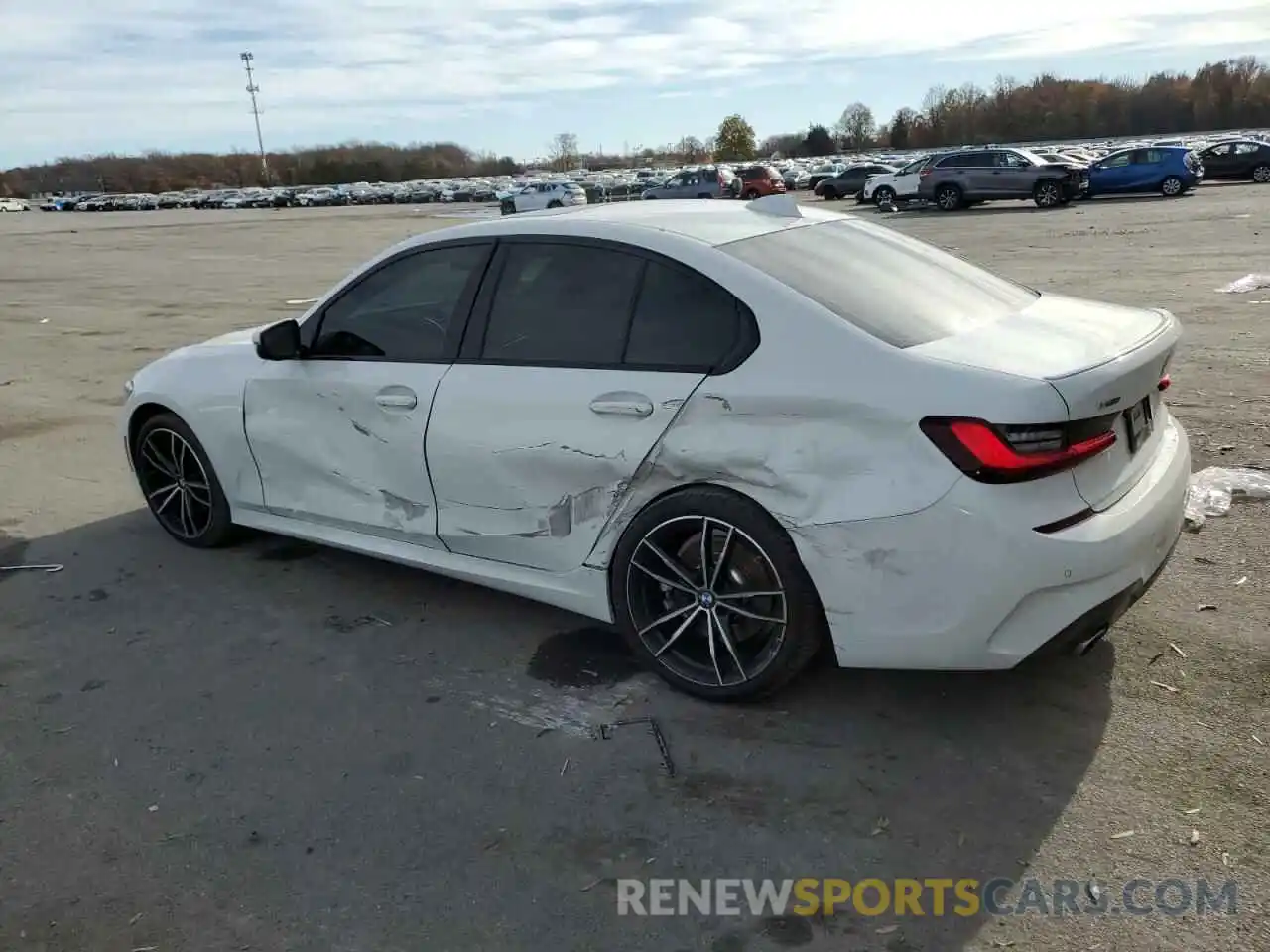 2 Photograph of a damaged car 3MW5R7J05N8C29285 BMW 3 SERIES 2022