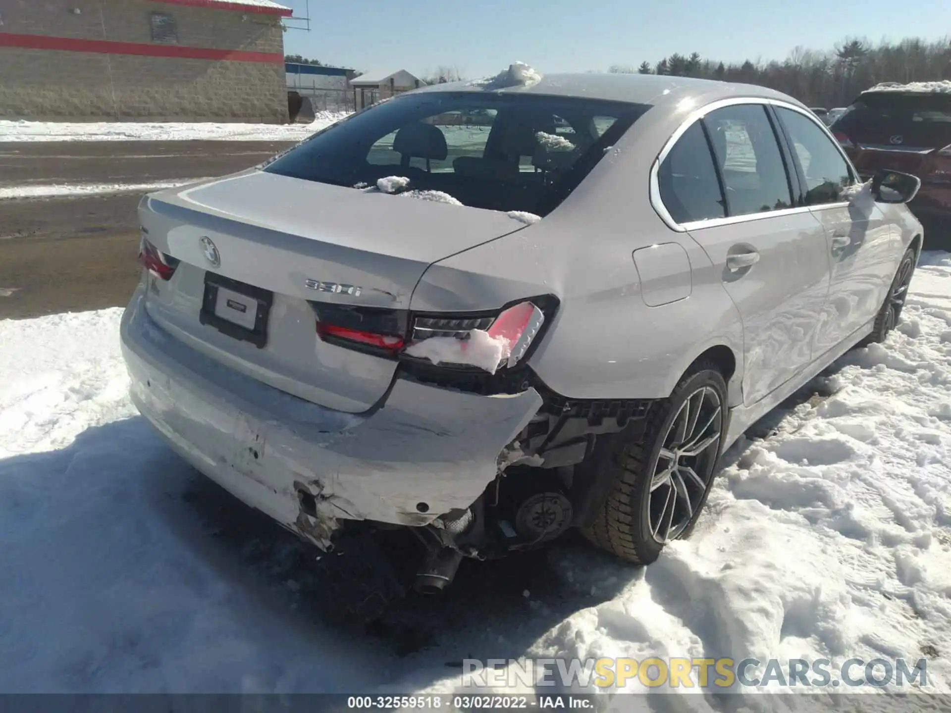 6 Photograph of a damaged car 3MW5R7J08N8C43097 BMW 3 SERIES 2022