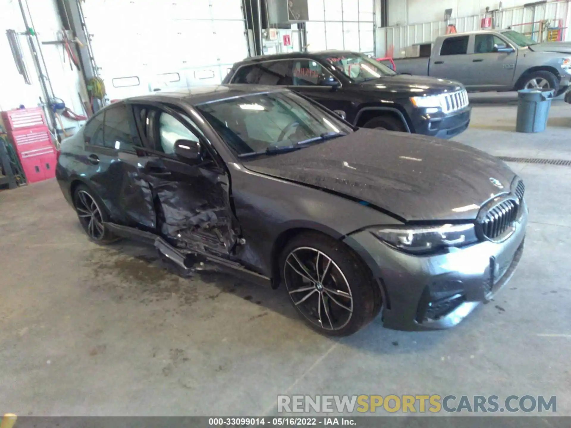 1 Photograph of a damaged car 3MW5R7J0XN8C49886 BMW 3 SERIES 2022