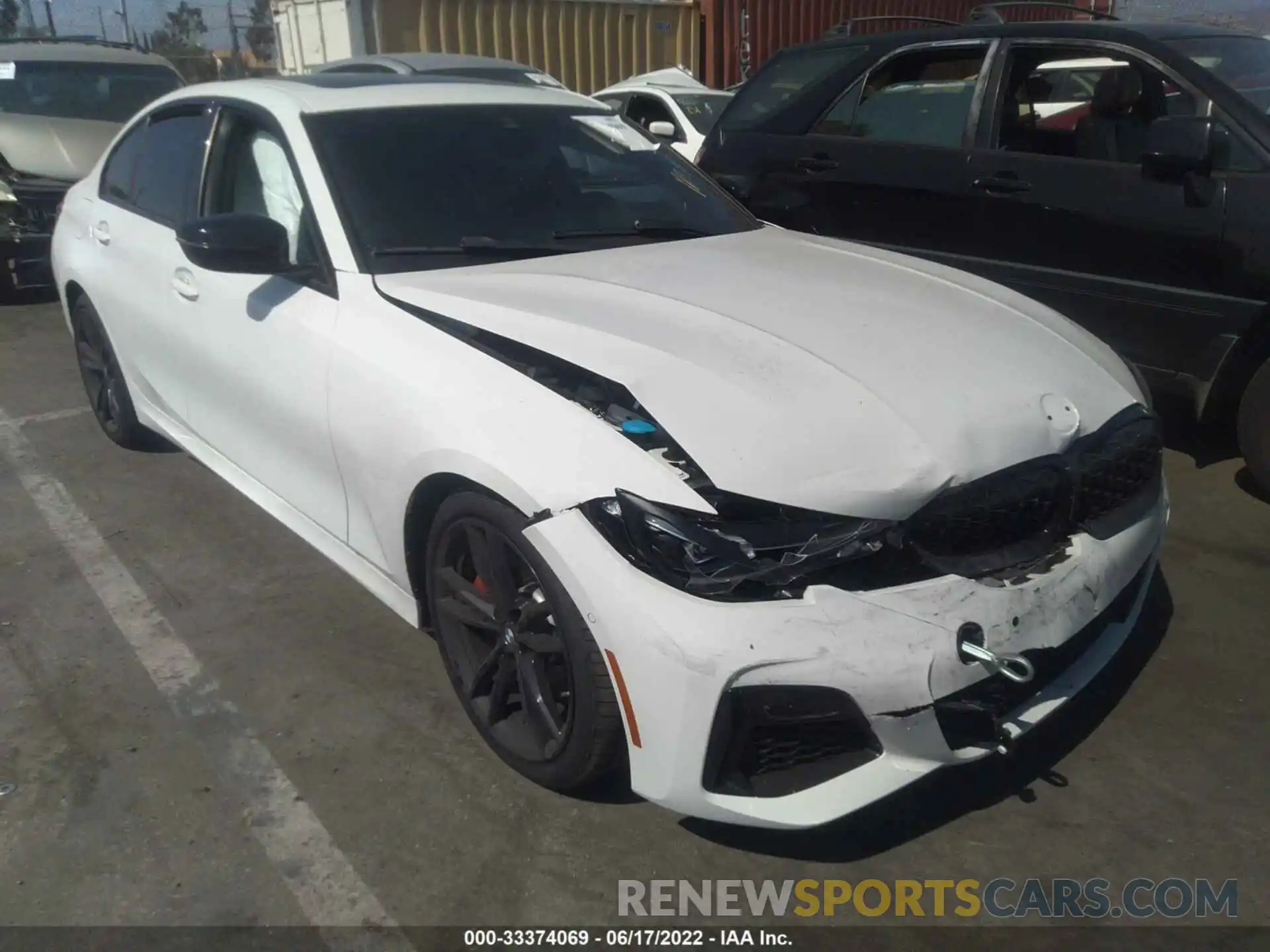 1 Photograph of a damaged car 3MW5U7J00N8C27412 BMW 3 SERIES 2022