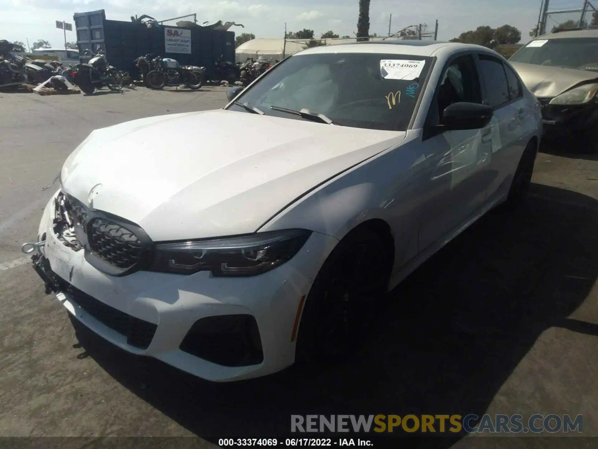 2 Photograph of a damaged car 3MW5U7J00N8C27412 BMW 3 SERIES 2022