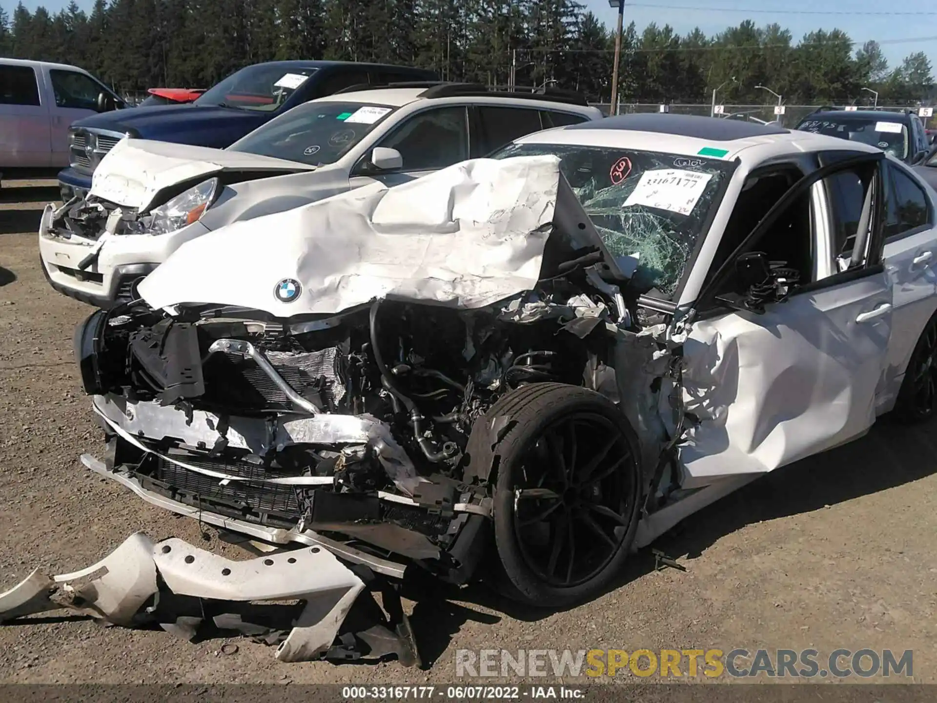 6 Photograph of a damaged car 3MW5U7J09N8C25190 BMW 3 SERIES 2022