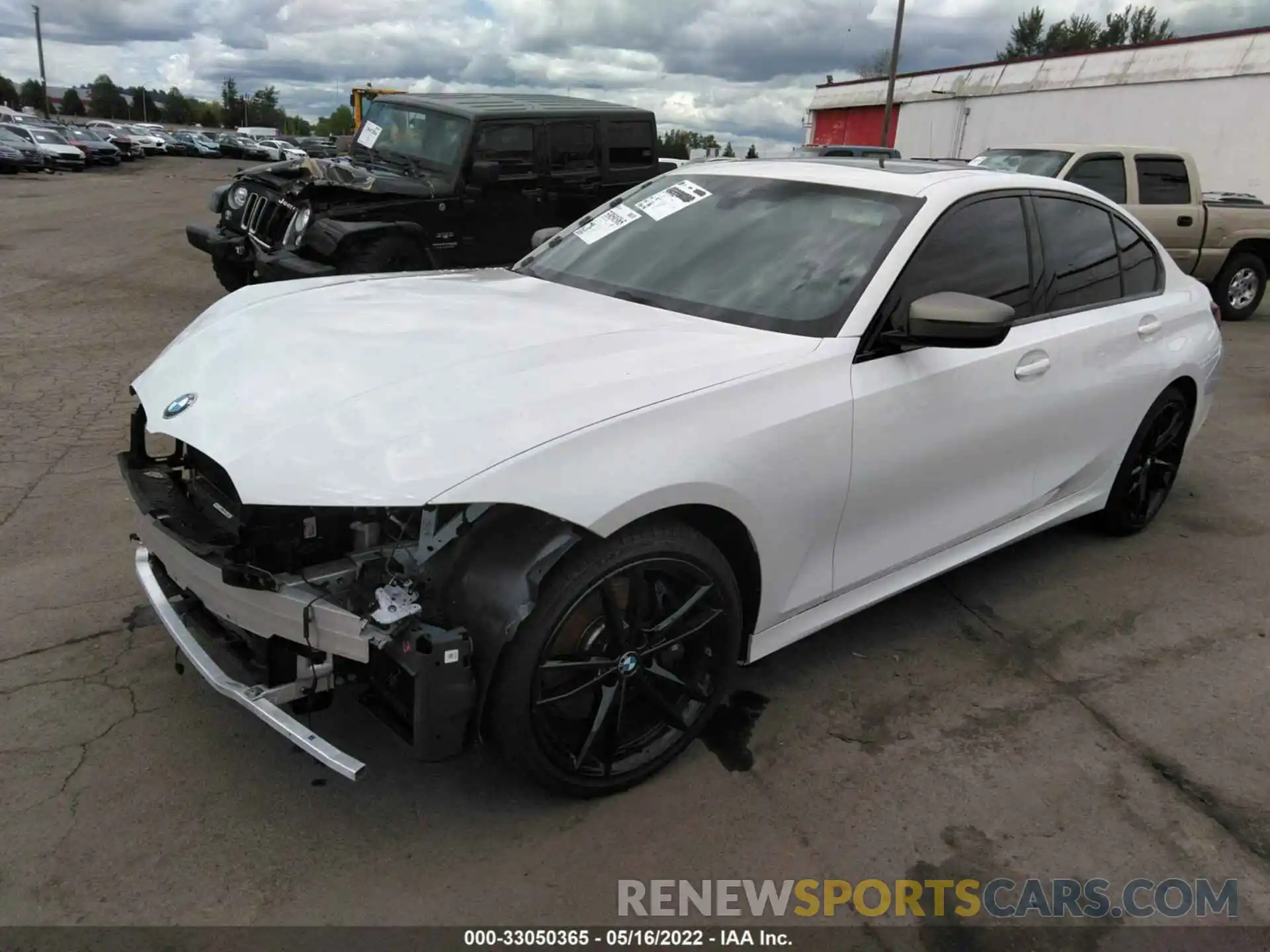 2 Photograph of a damaged car 3MW5U9J02N8C33661 BMW 3 SERIES 2022