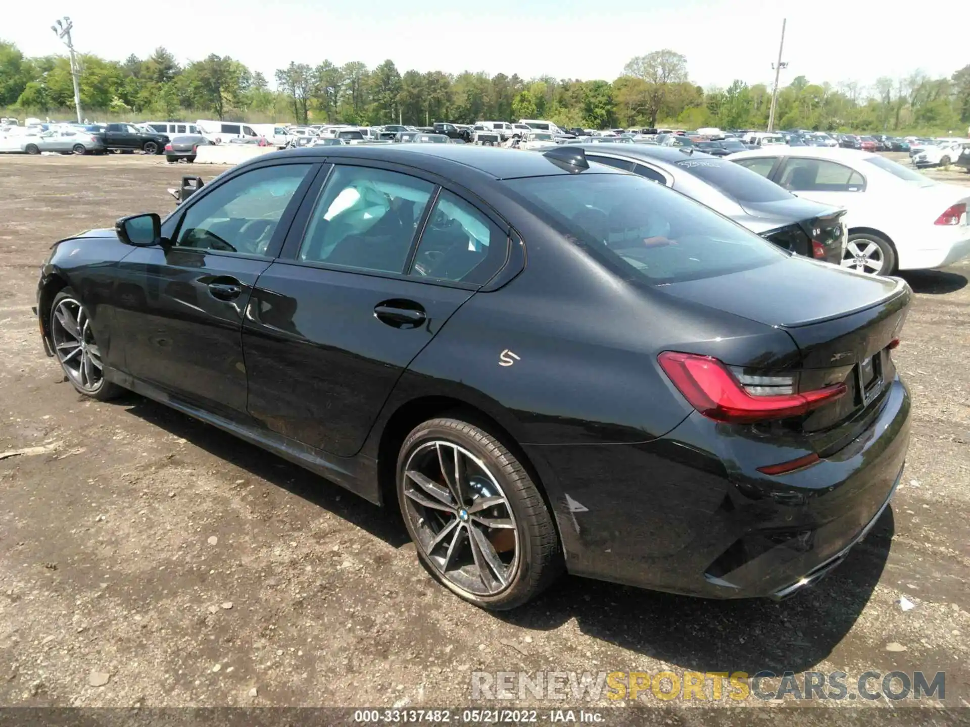 3 Photograph of a damaged car 3MW5U9J07N8C65070 BMW 3 SERIES 2022