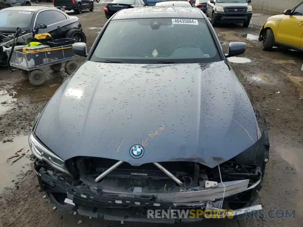 5 Photograph of a damaged car WBA5P7C04NFL77115 BMW 3 SERIES 2022