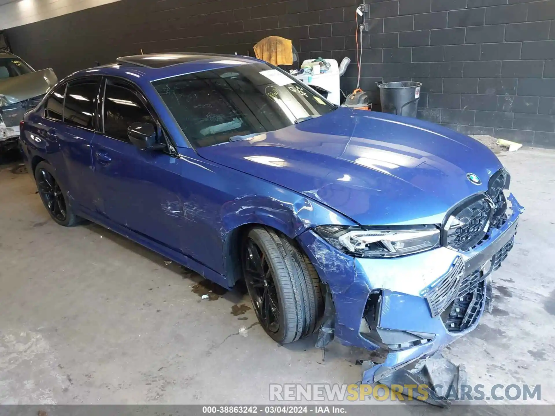 1 Photograph of a damaged car 3MW49FF0XP8C97051 BMW 3 SERIES 2023