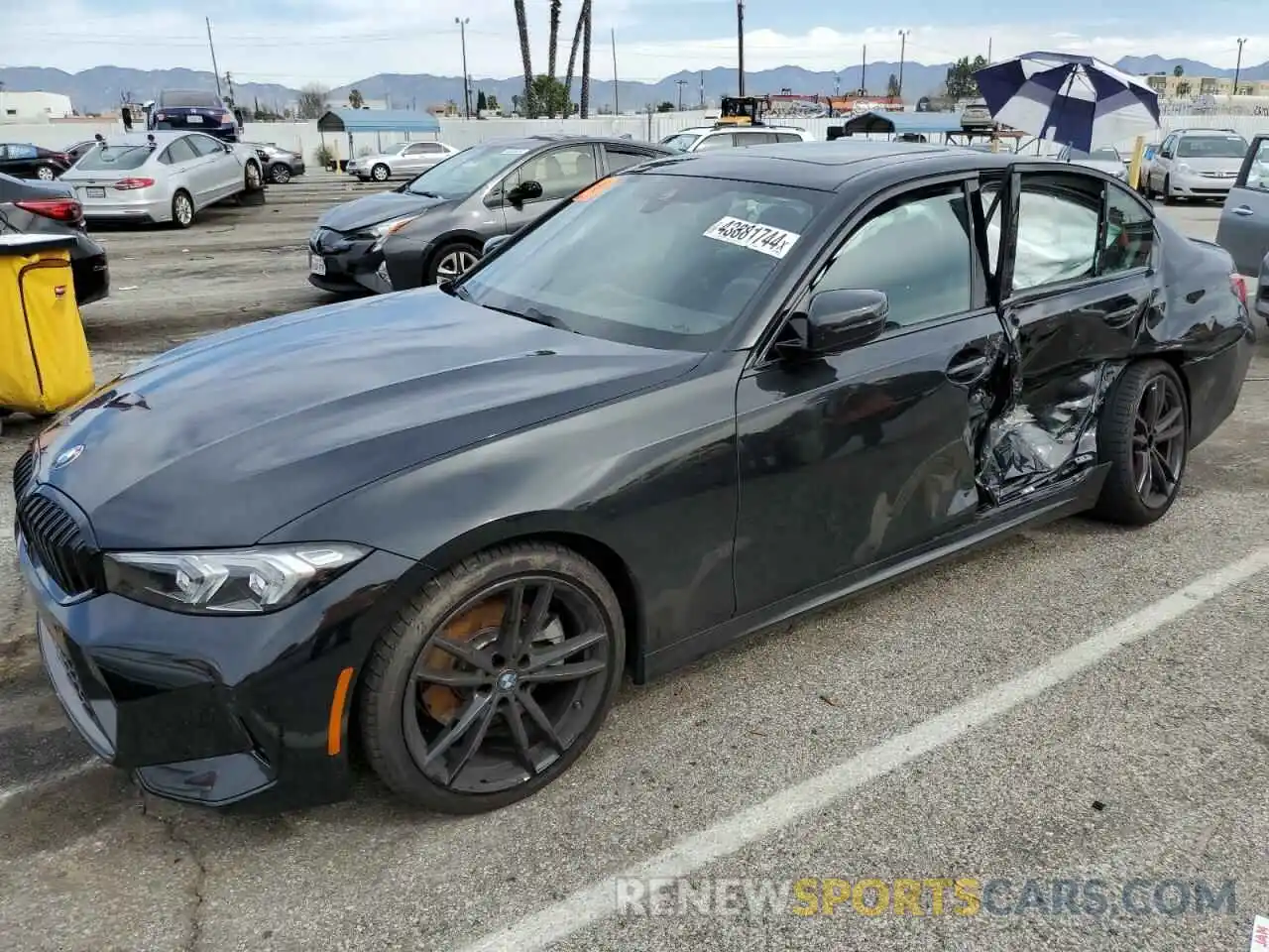 1 Photograph of a damaged car 3MW69FF01P8D48008 BMW 3 SERIES 2023