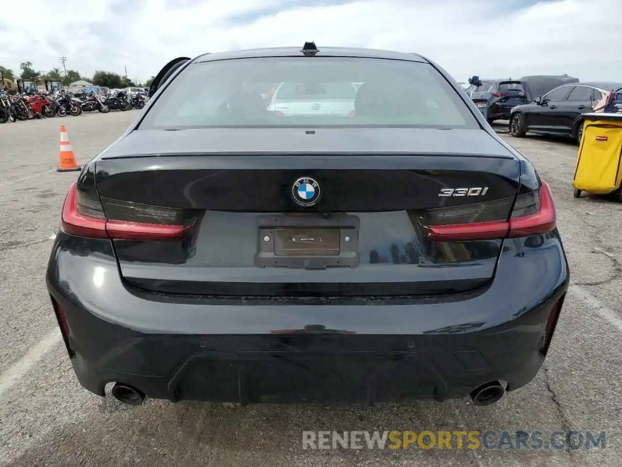 6 Photograph of a damaged car 3MW69FF01P8D48008 BMW 3 SERIES 2023