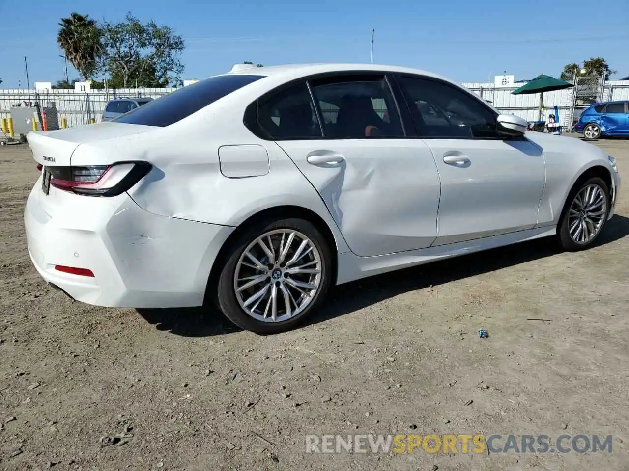 3 Photograph of a damaged car 3MW69FF0XP8D00930 BMW 3 SERIES 2023