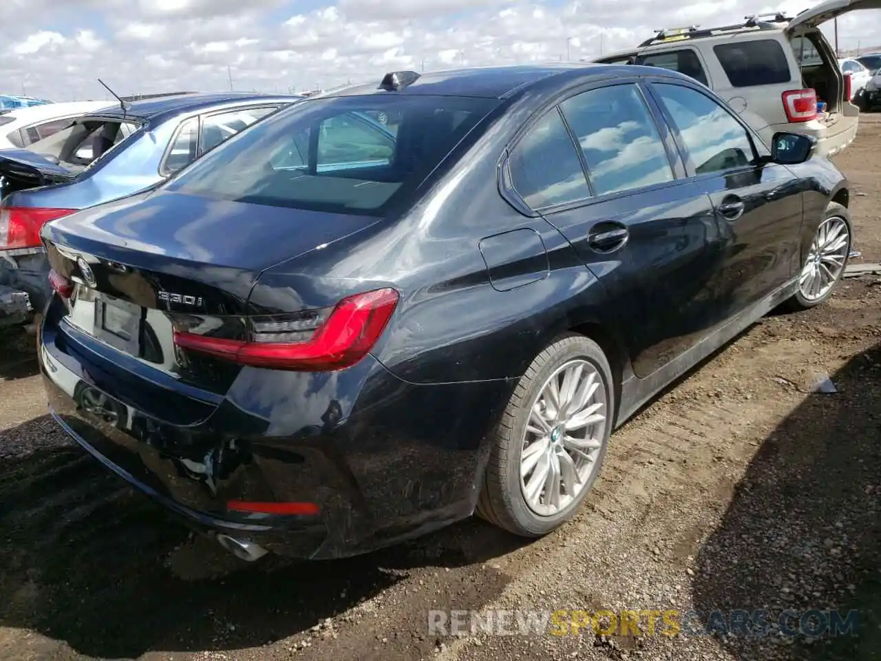 3 Photograph of a damaged car 3MW89FF00P8D57887 BMW 3 SERIES 2023