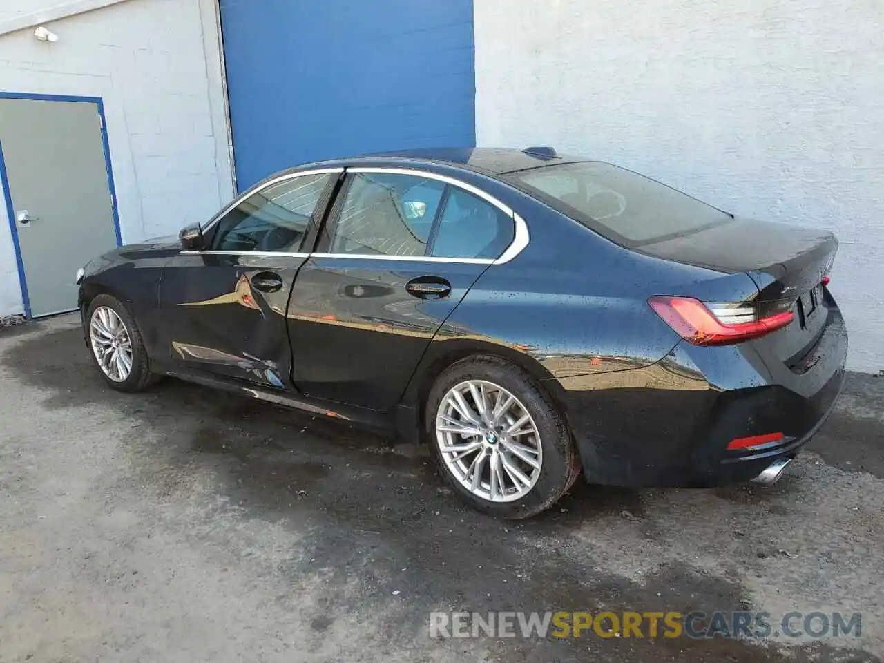 2 Photograph of a damaged car 3MW89FF01R8D92988 BMW 3 SERIES 2024