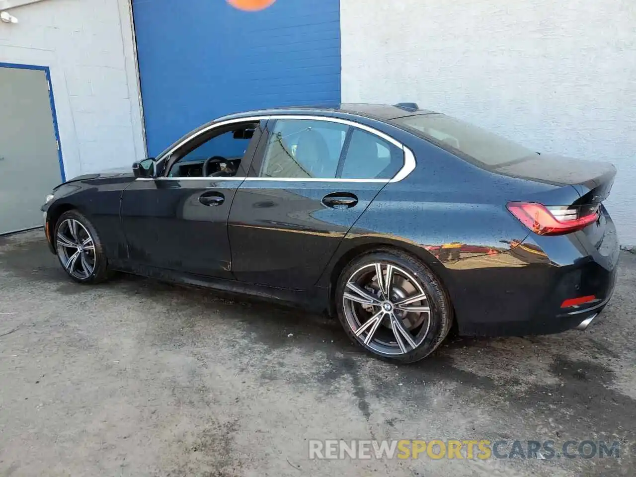 2 Photograph of a damaged car 3MW89FF05R8E16726 BMW 3 SERIES 2024