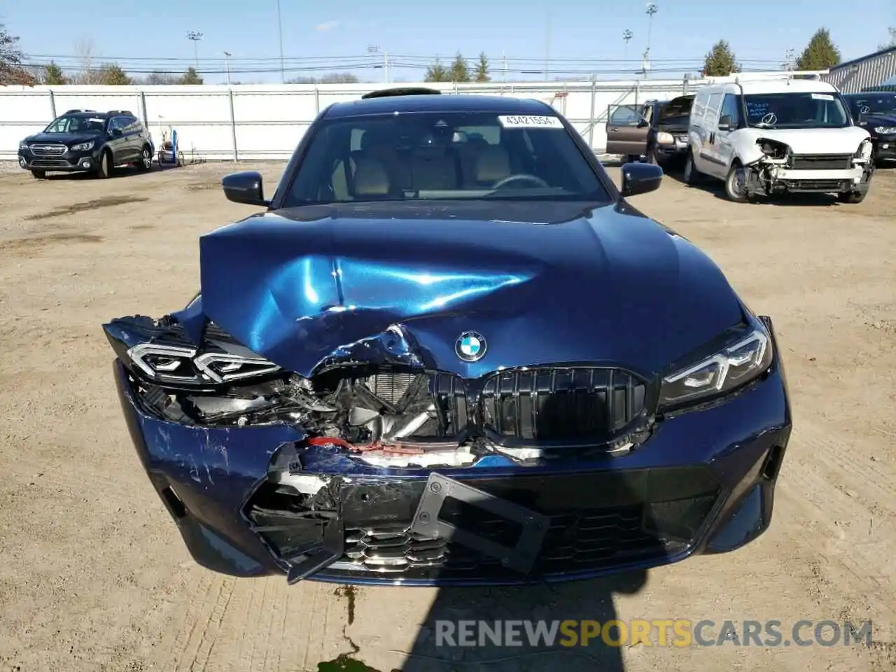 5 Photograph of a damaged car 3MW89FF08R8D92132 BMW 3 SERIES 2024