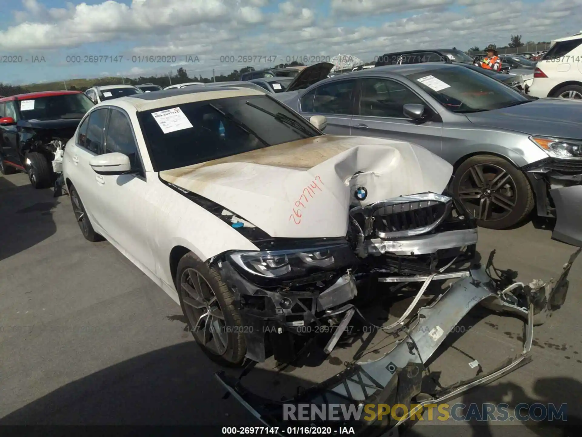 1 Photograph of a damaged car 3MW5R1J52K8B03132 BMW 330I 2019