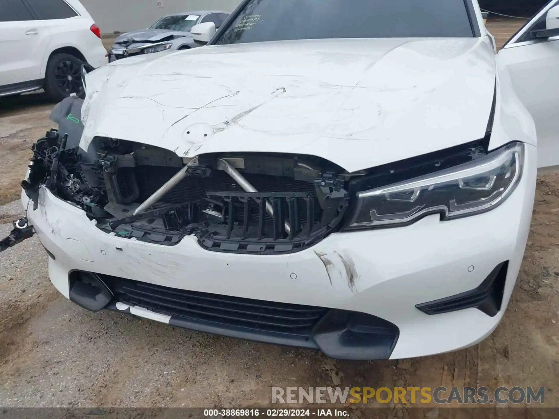 6 Photograph of a damaged car 3MW5R1J53K8A05565 BMW 330I 2019