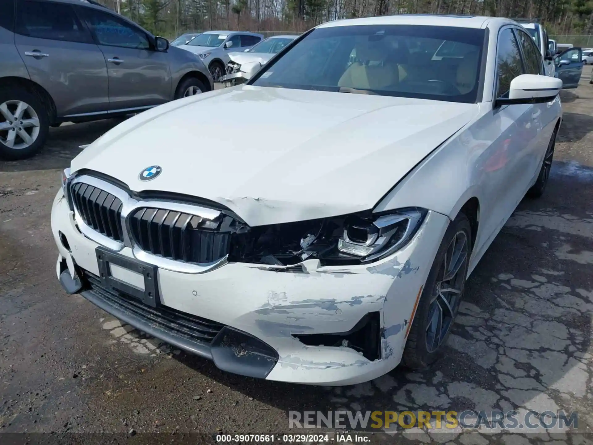 6 Photograph of a damaged car 3MW5R7J5XK8B00126 BMW 330I 2019