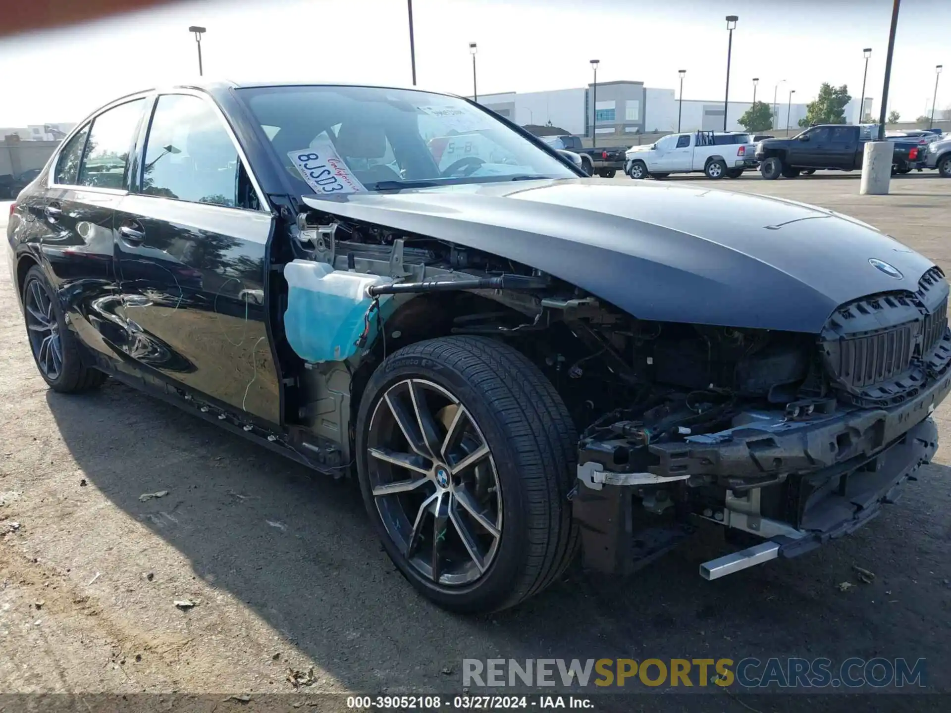 6 Фотография поврежденного автомобиля WBA5R1C50KAJ99103 BMW 330I 2019