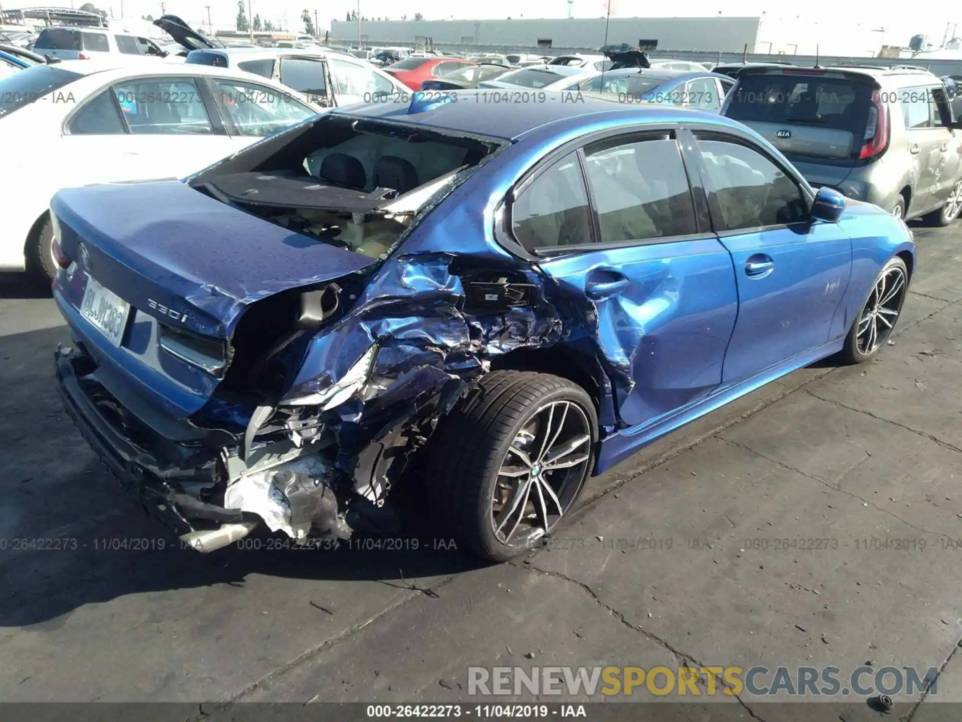 4 Фотография поврежденного автомобиля WBA5R1C55KAJ99212 BMW 330I 2019