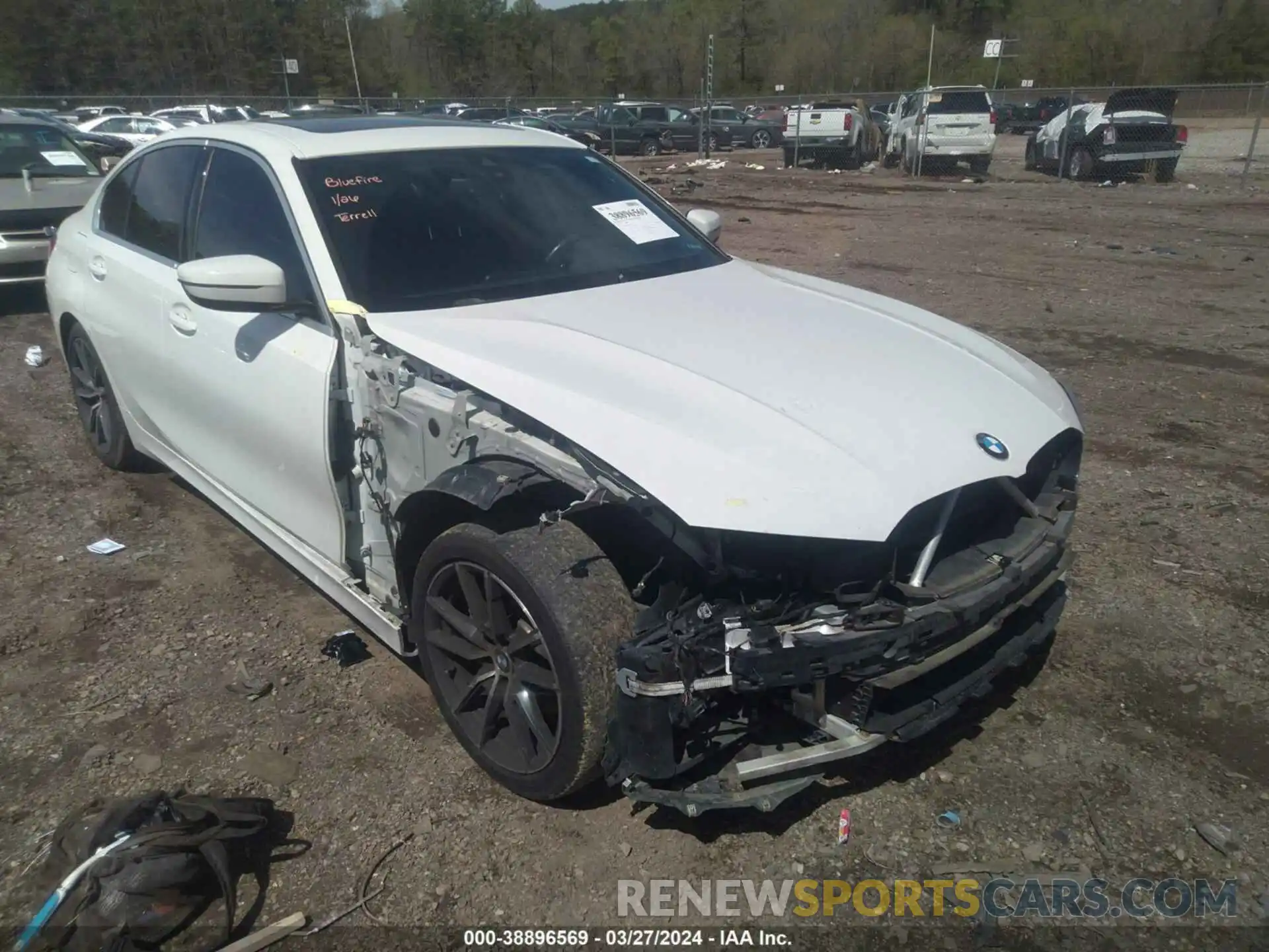 19 Photograph of a damaged car 3MW5R1J00L8B07721 BMW 330I 2020
