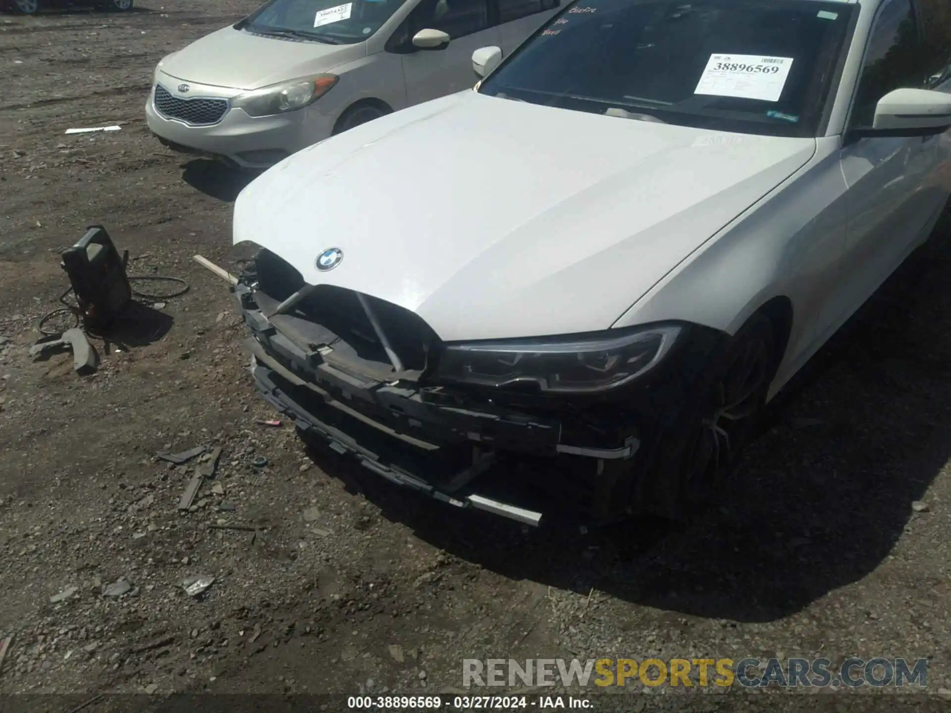 6 Photograph of a damaged car 3MW5R1J00L8B07721 BMW 330I 2020