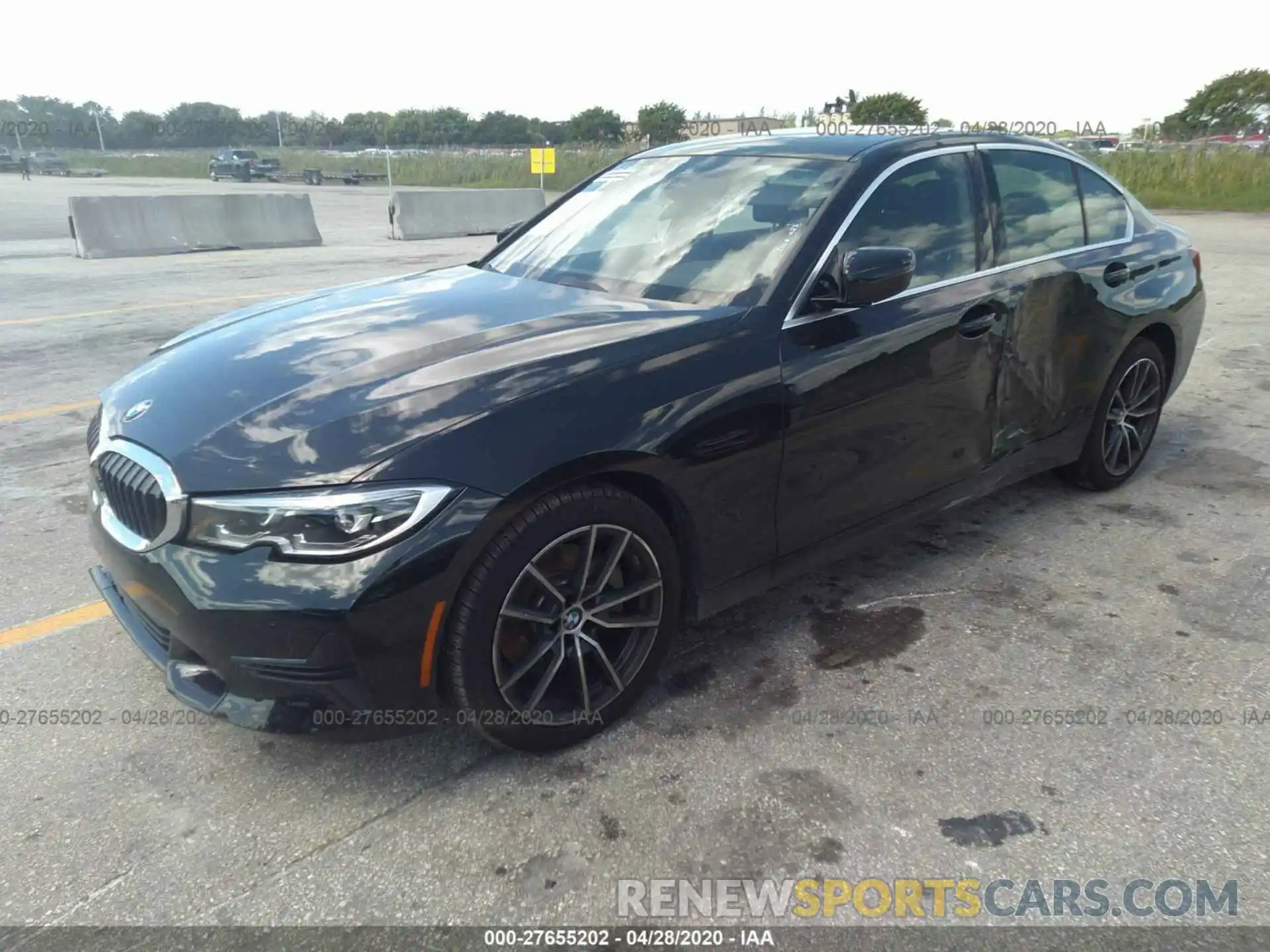 2 Photograph of a damaged car 3MW5R1J01L8B21708 BMW 330I 2020