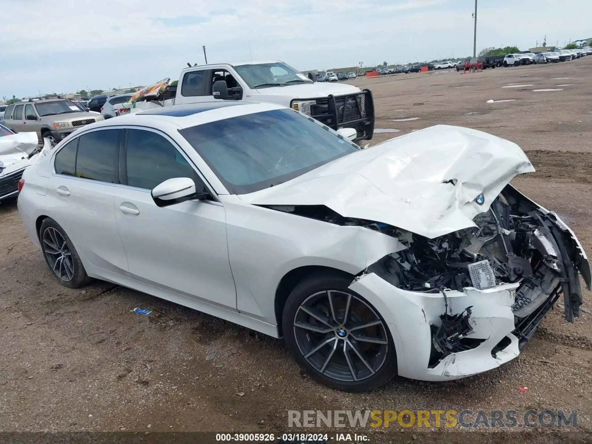 5 Photograph of a damaged car 3MW5R1J02L8B21376 BMW 330I 2020