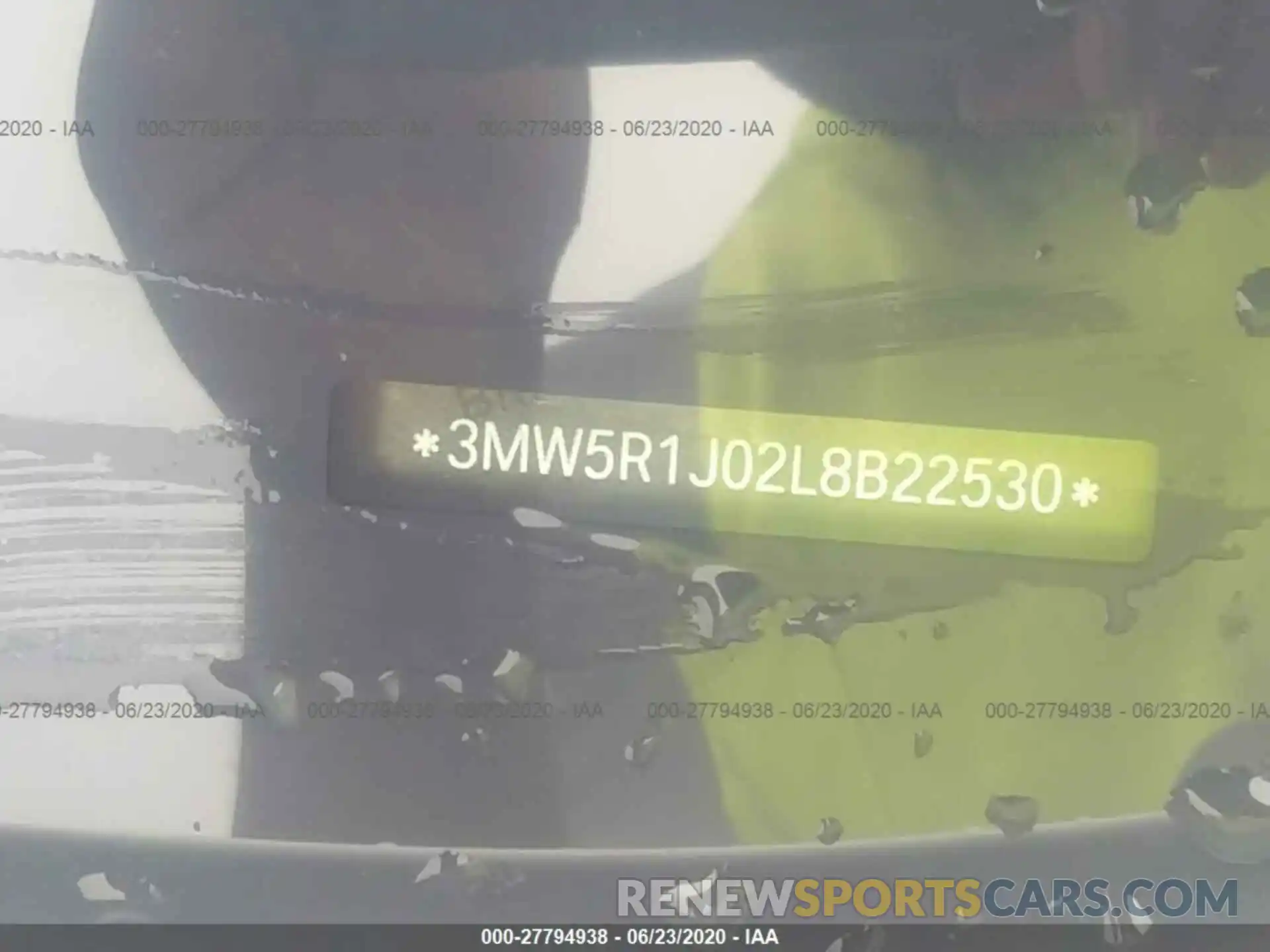 9 Photograph of a damaged car 3MW5R1J02L8B22530 BMW 330I 2020