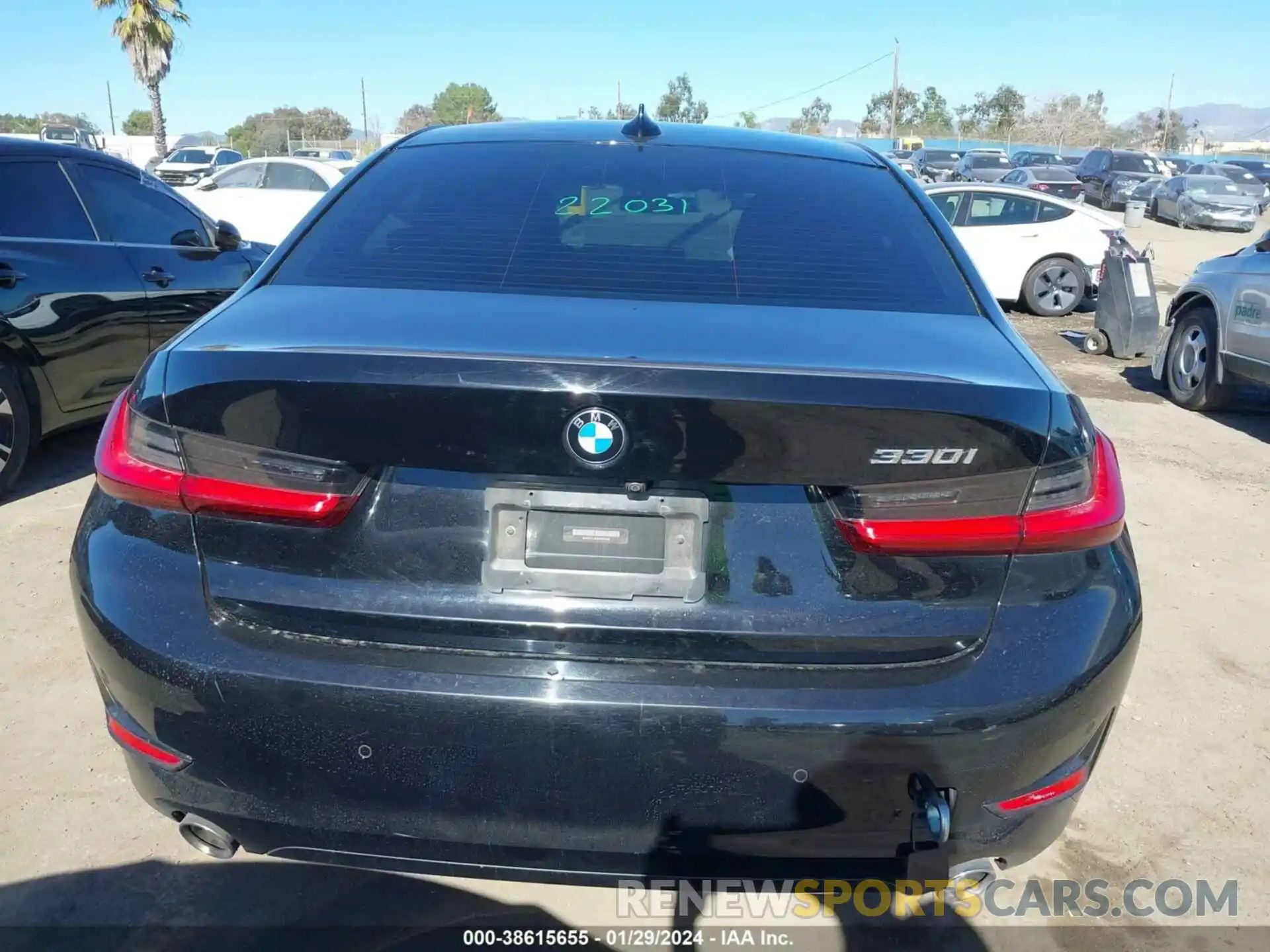 17 Photograph of a damaged car 3MW5R1J03L8B25520 BMW 330I 2020