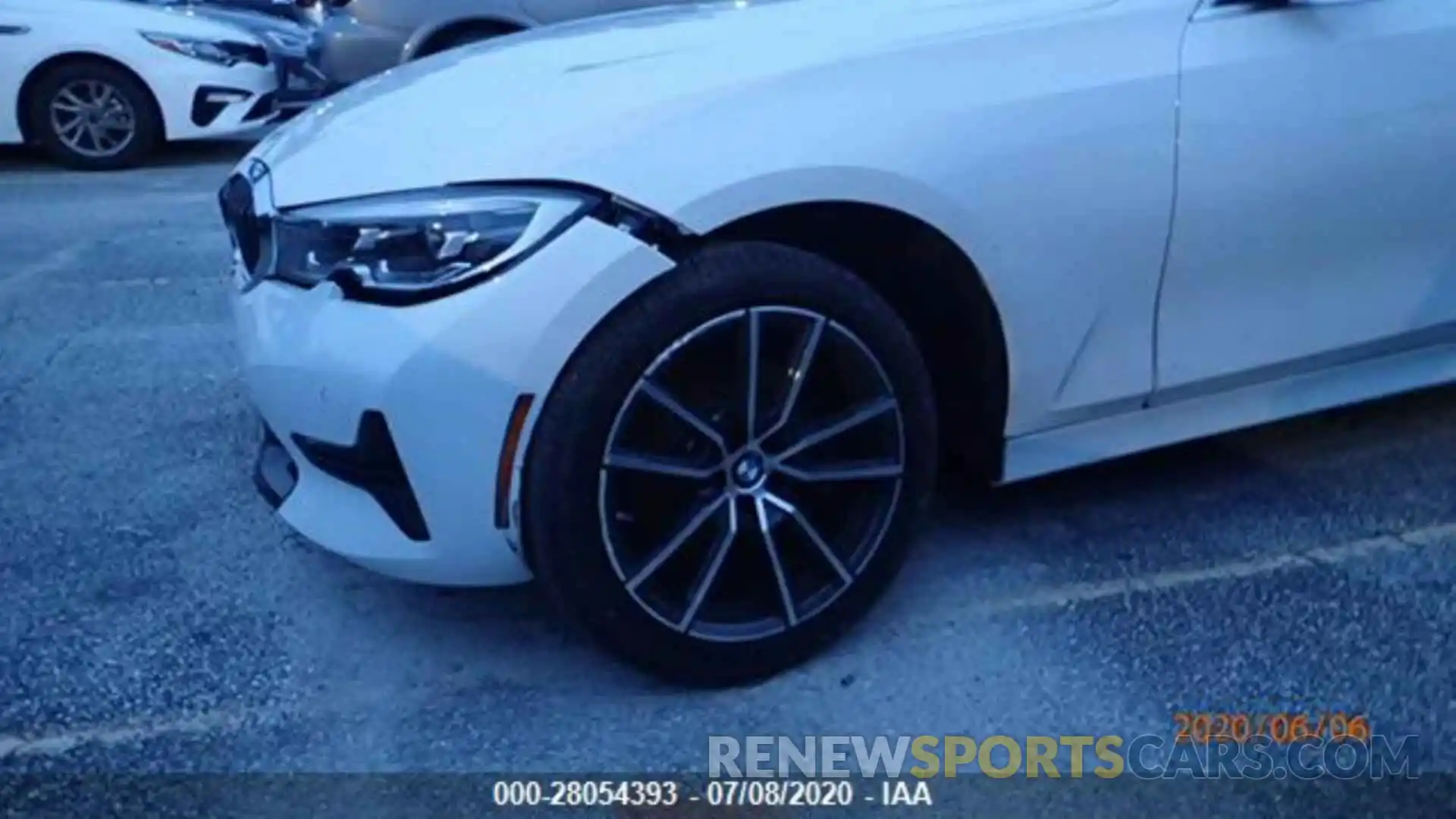 10 Photograph of a damaged car 3MW5R1J04L8B07415 BMW 330I 2020