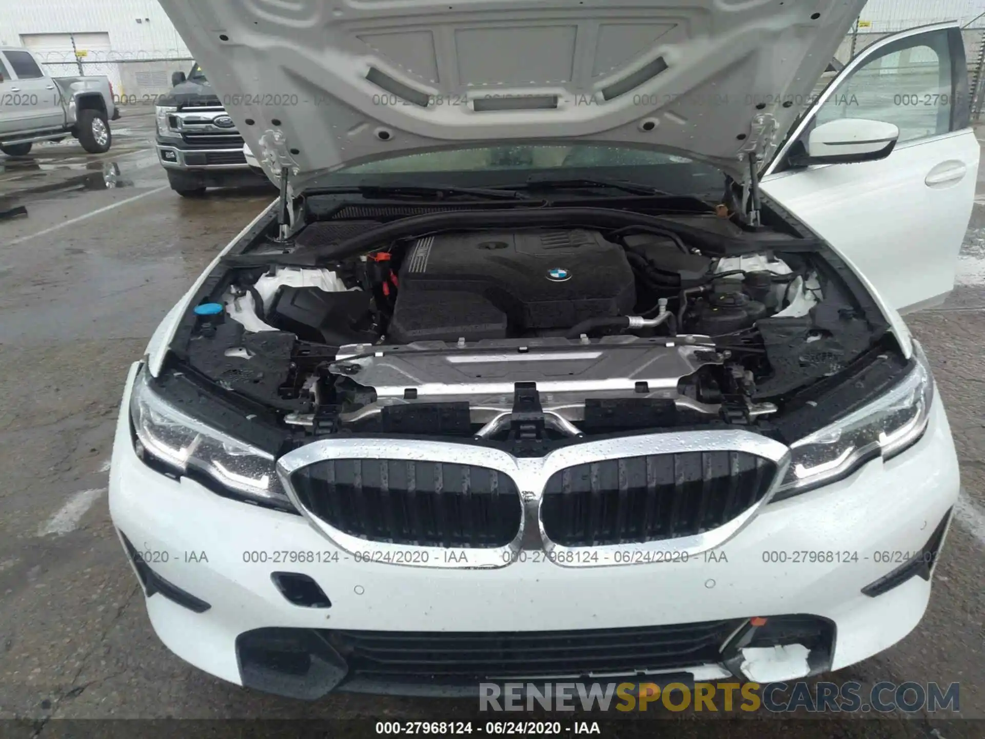 10 Фотография поврежденного автомобиля 3MW5R1J04L8B21296 BMW 330I 2020