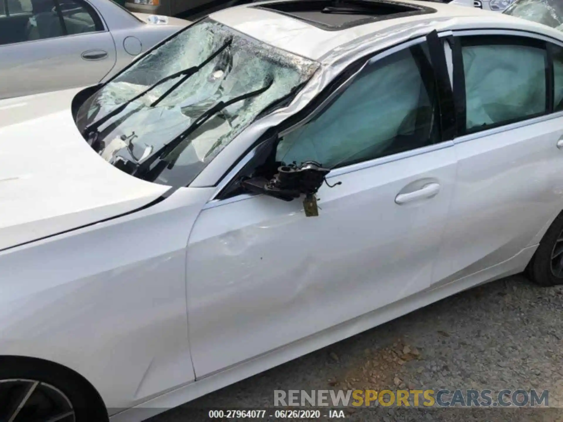 3 Photograph of a damaged car 3MW5R1J05L8B07648 BMW 330I 2020