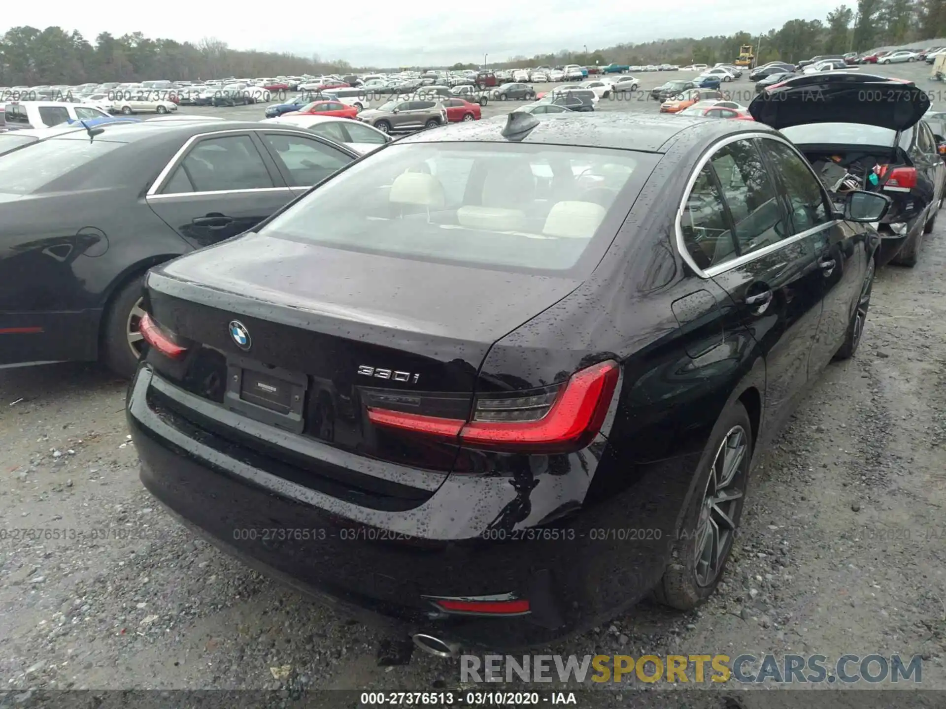 4 Photograph of a damaged car 3MW5R1J09L8B03750 BMW 330I 2020