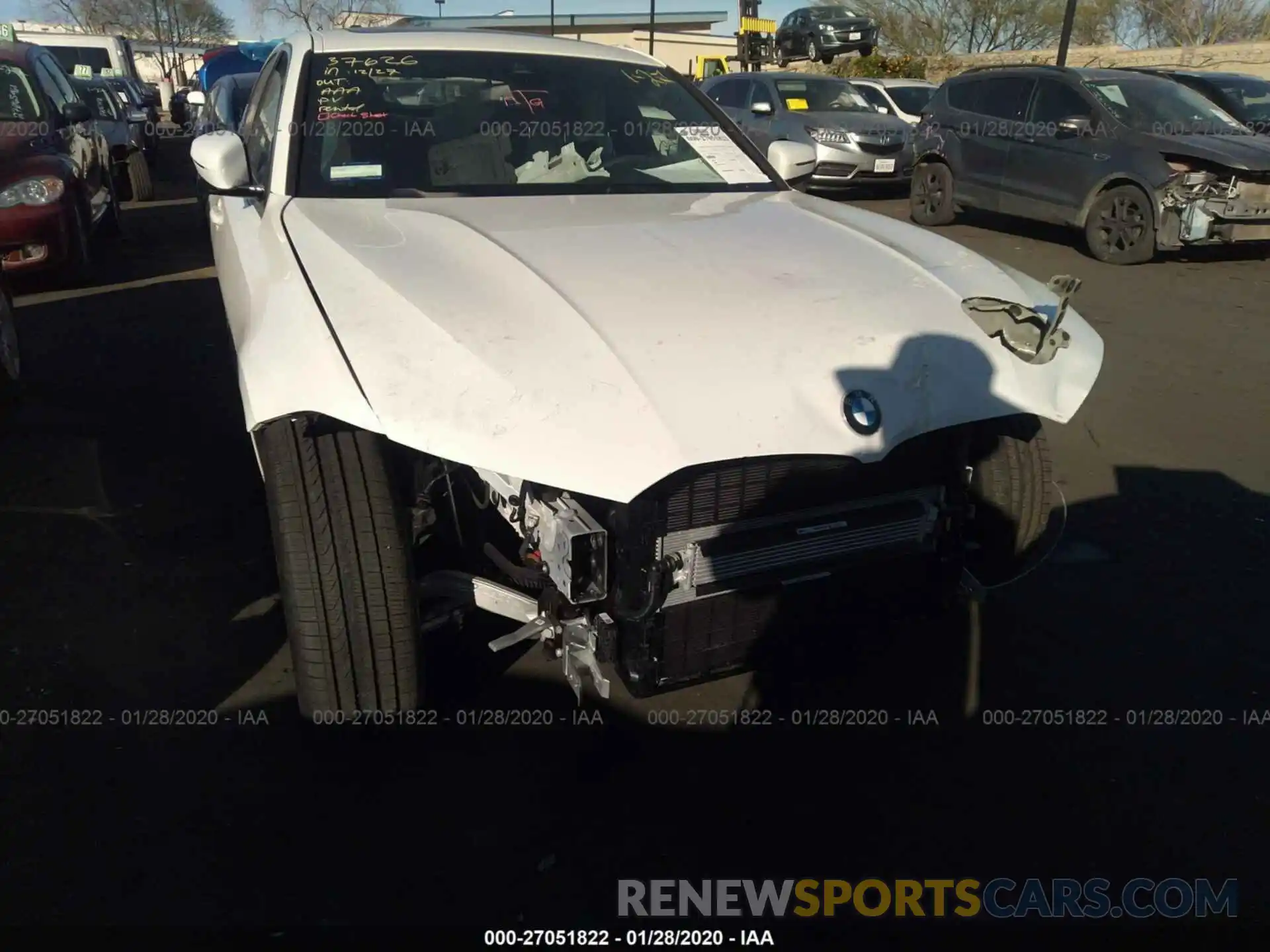 6 Photograph of a damaged car 3MW5R1J09L8B09824 BMW 330I 2020