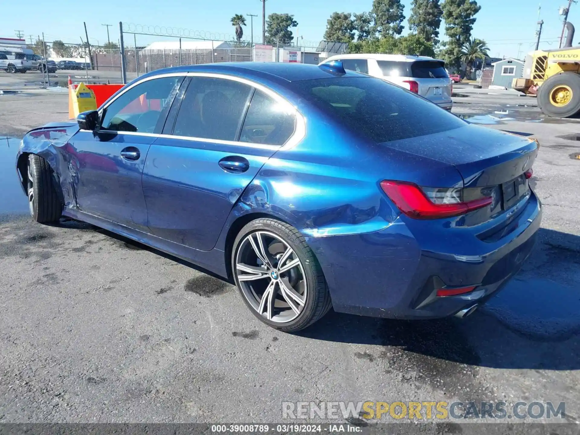 3 Photograph of a damaged car 3MW5R1J09L8B10505 BMW 330I 2020