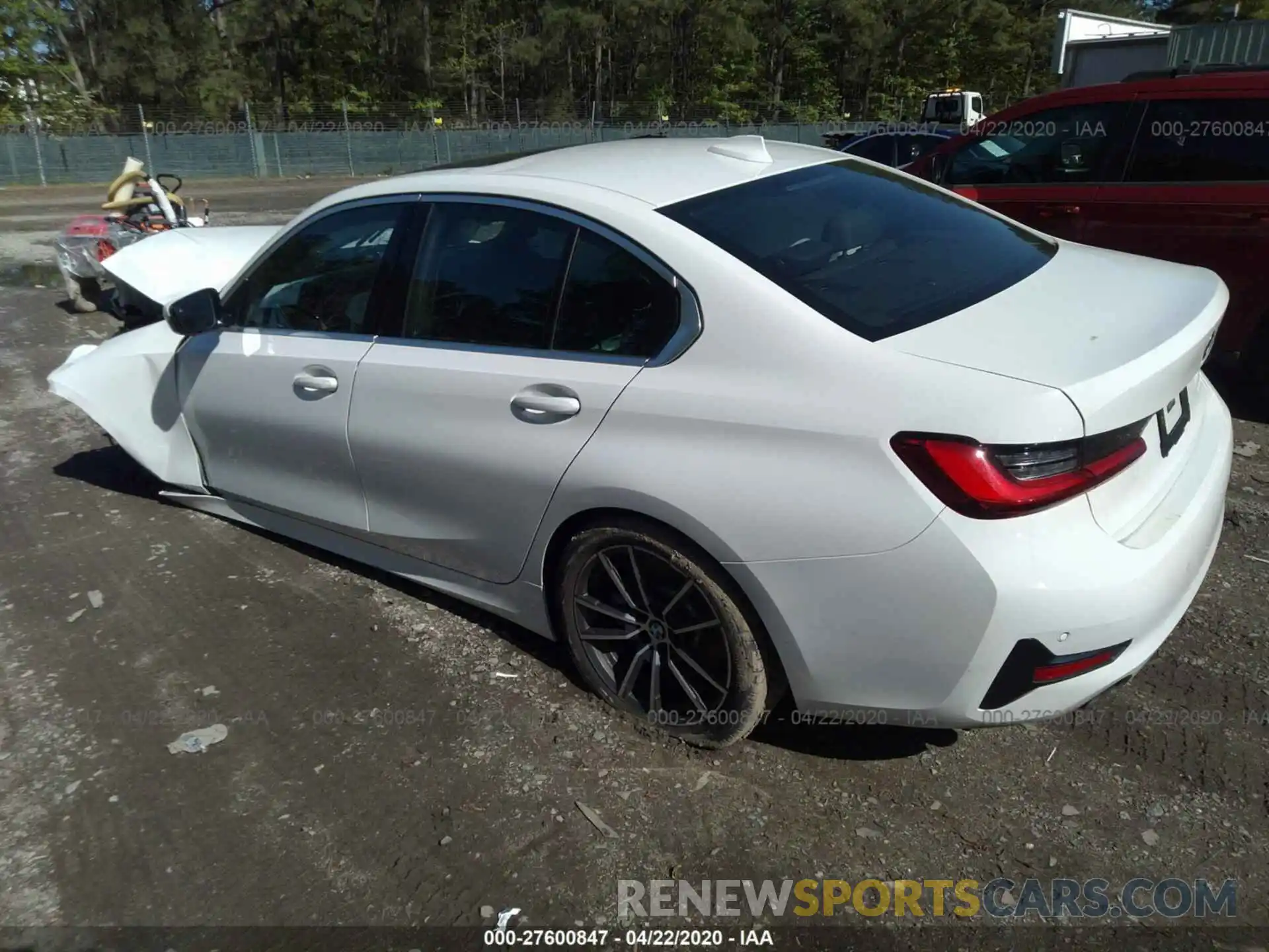 3 Photograph of a damaged car 3MW5R1J0XL8B12411 BMW 330I 2020