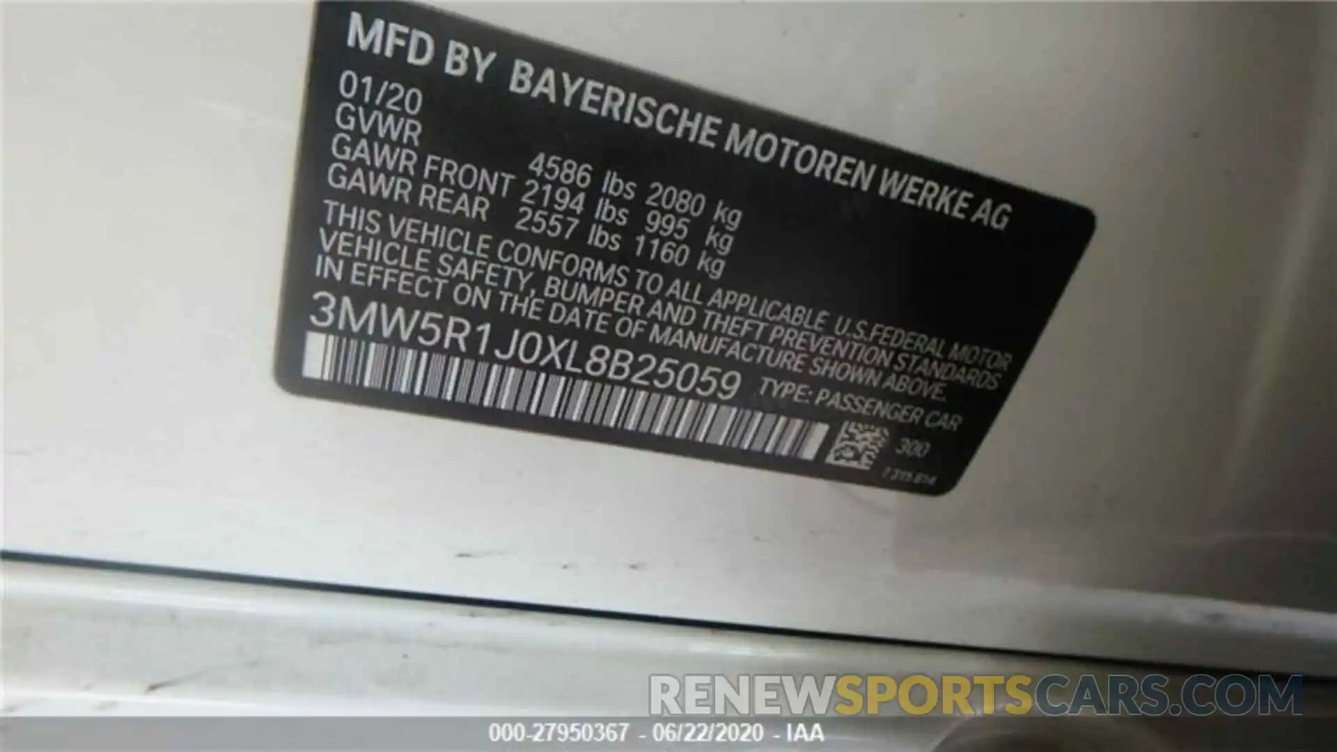 1 Photograph of a damaged car 3MW5R1J0XL8B25059 BMW 330I 2020