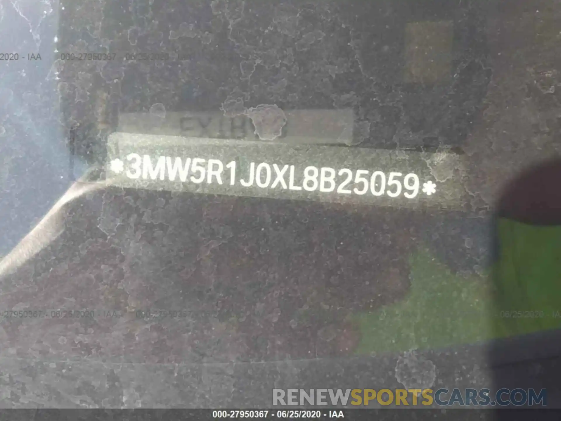 9 Photograph of a damaged car 3MW5R1J0XL8B25059 BMW 330I 2020