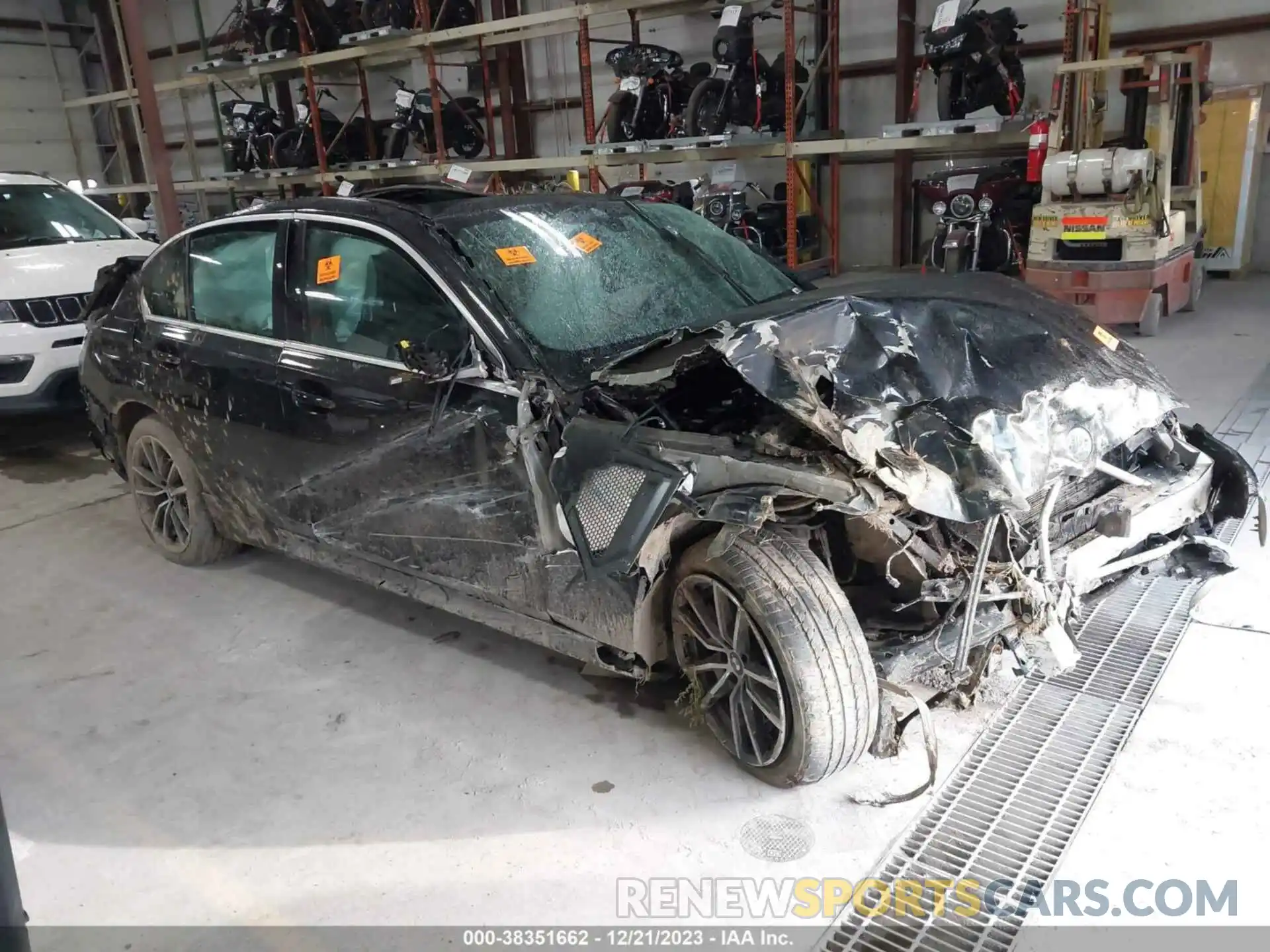 1 Photograph of a damaged car 3MW5R7J07L8B44395 BMW 330I 2020