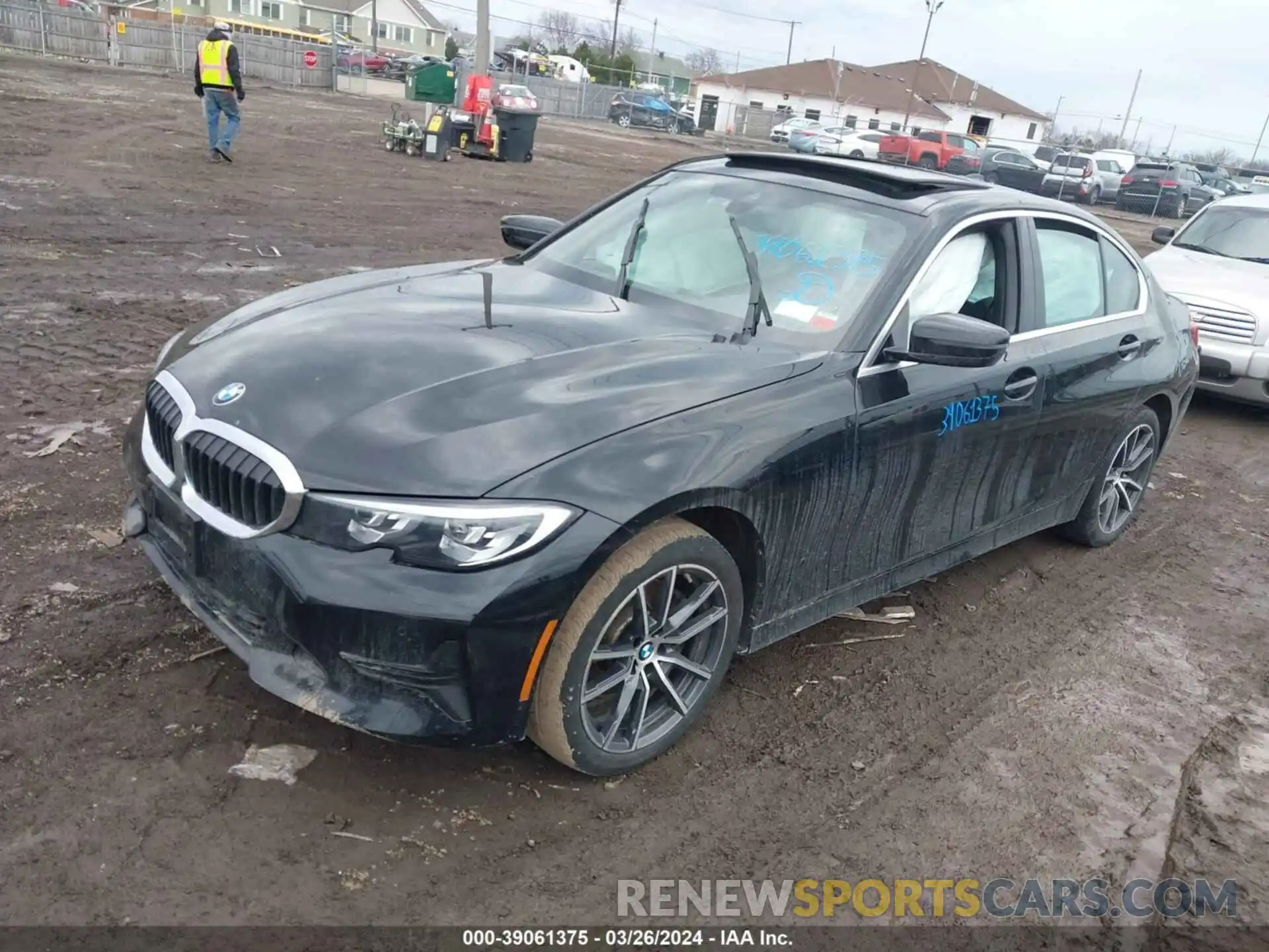 2 Фотография поврежденного автомобиля 3MW5R7J09L8B14511 BMW 330I 2020