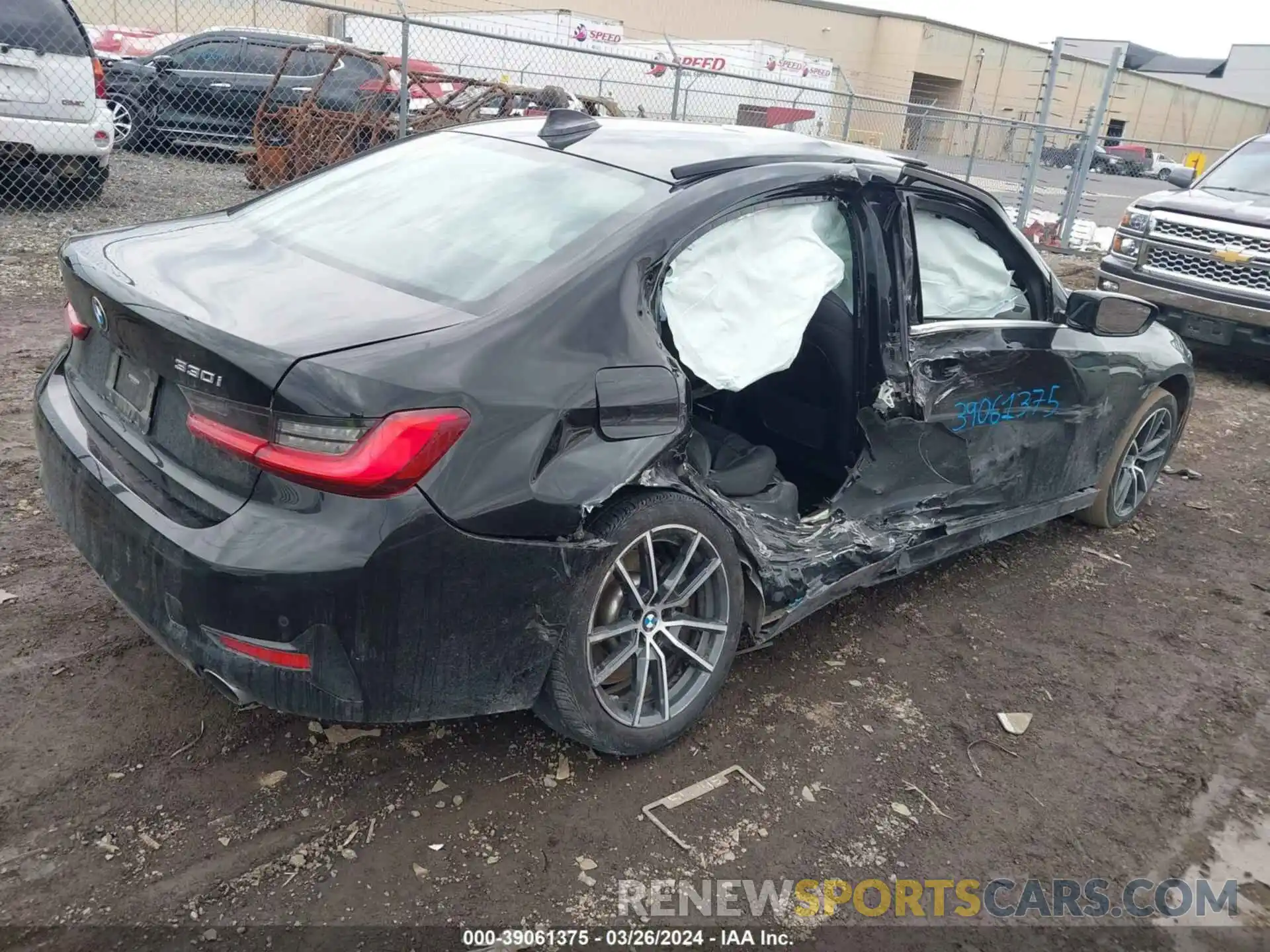 4 Фотография поврежденного автомобиля 3MW5R7J09L8B14511 BMW 330I 2020