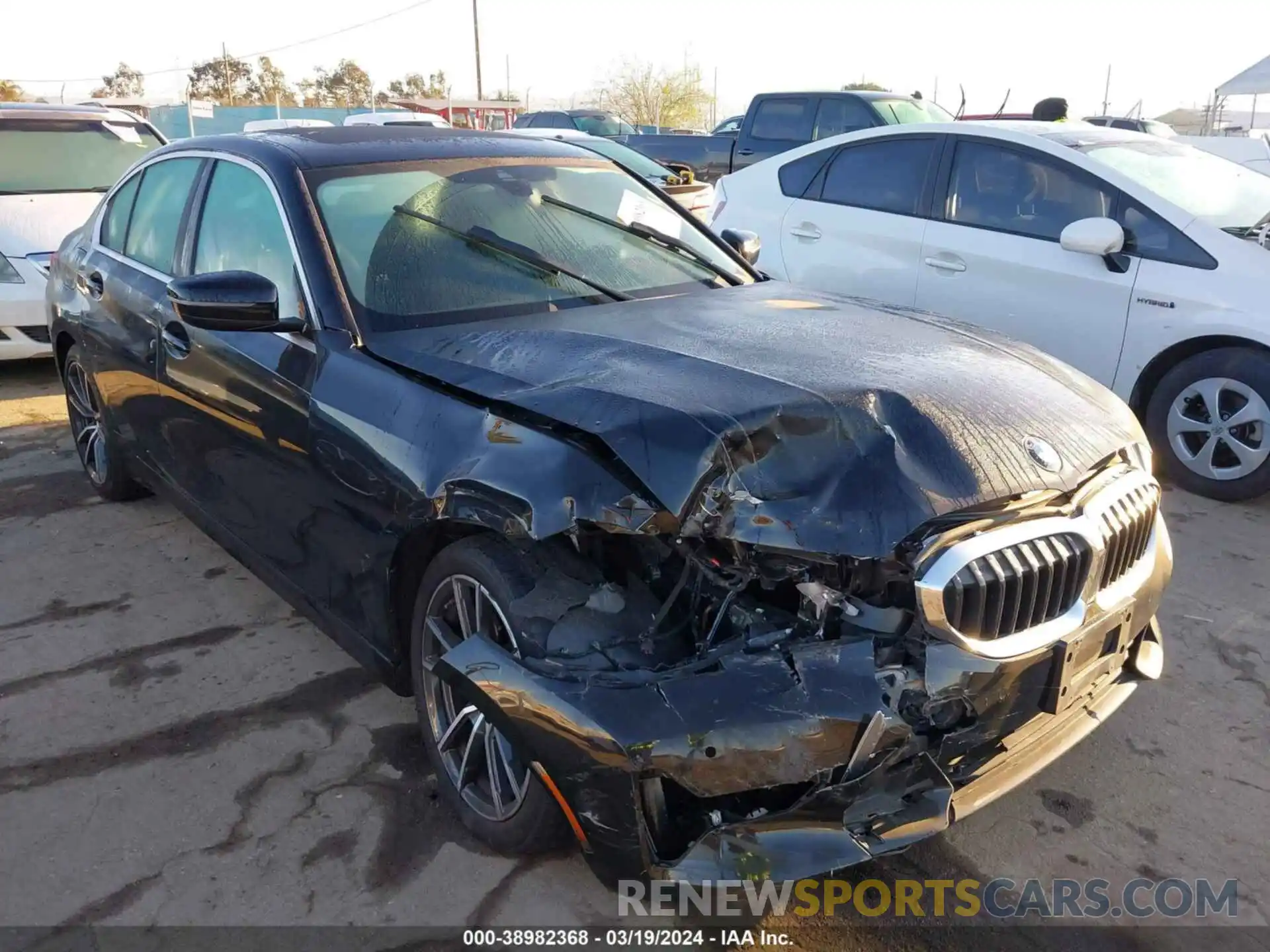 1 Photograph of a damaged car 3MW5R1J01M8B98645 BMW 330I 2021