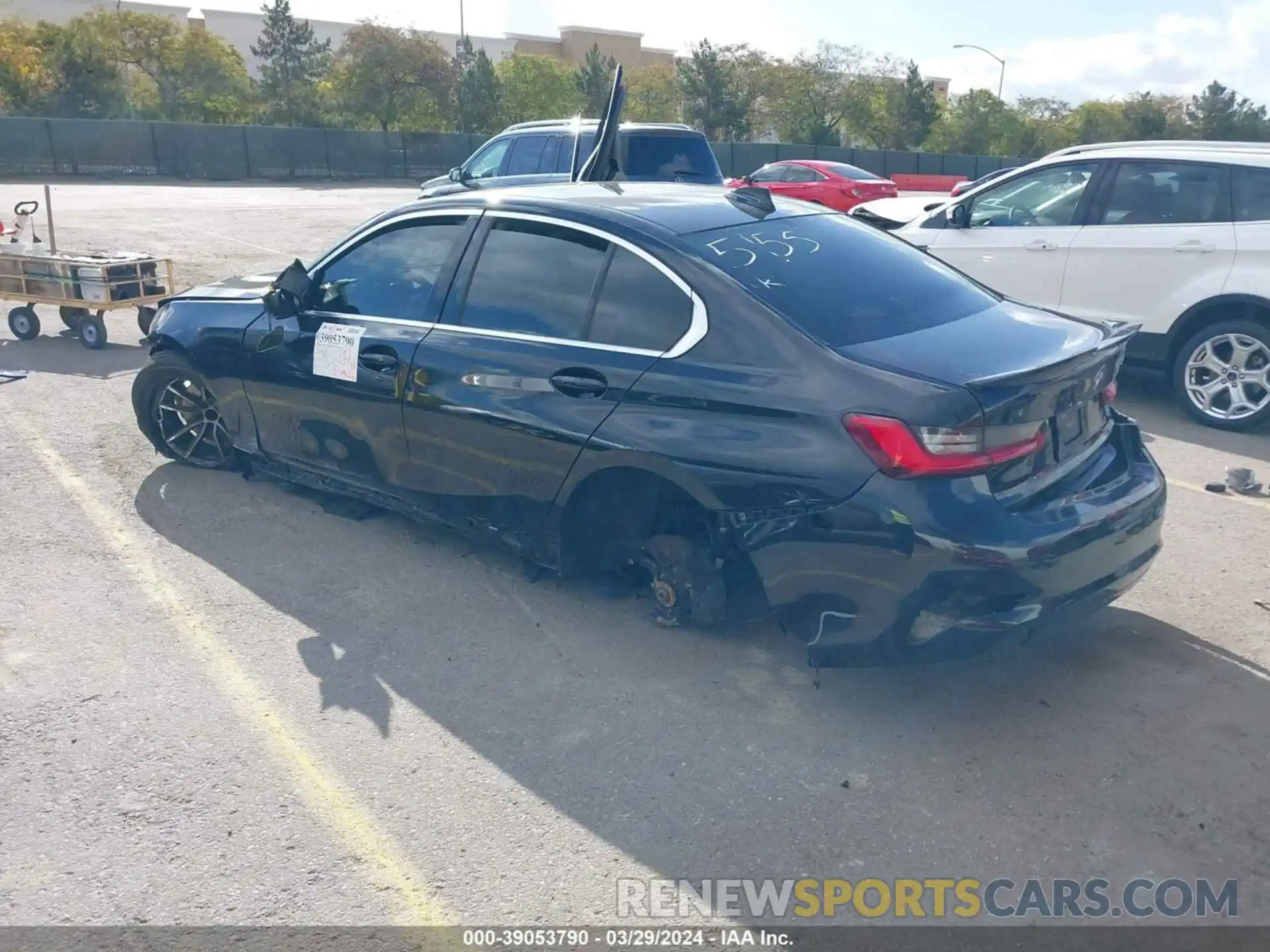 3 Photograph of a damaged car 3MW5R1J02M8B95155 BMW 330I 2021