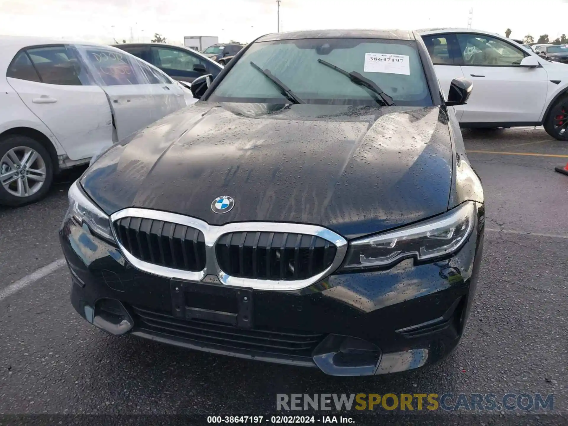 12 Photograph of a damaged car 3MW5R1J04M8C13977 BMW 330I 2021