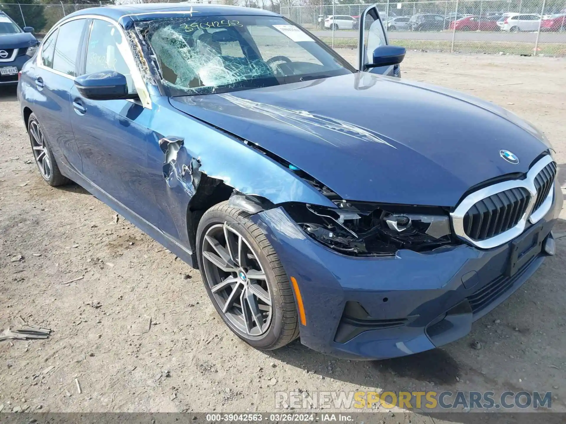 6 Photograph of a damaged car 3MW5R1J08M8B69580 BMW 330I 2021