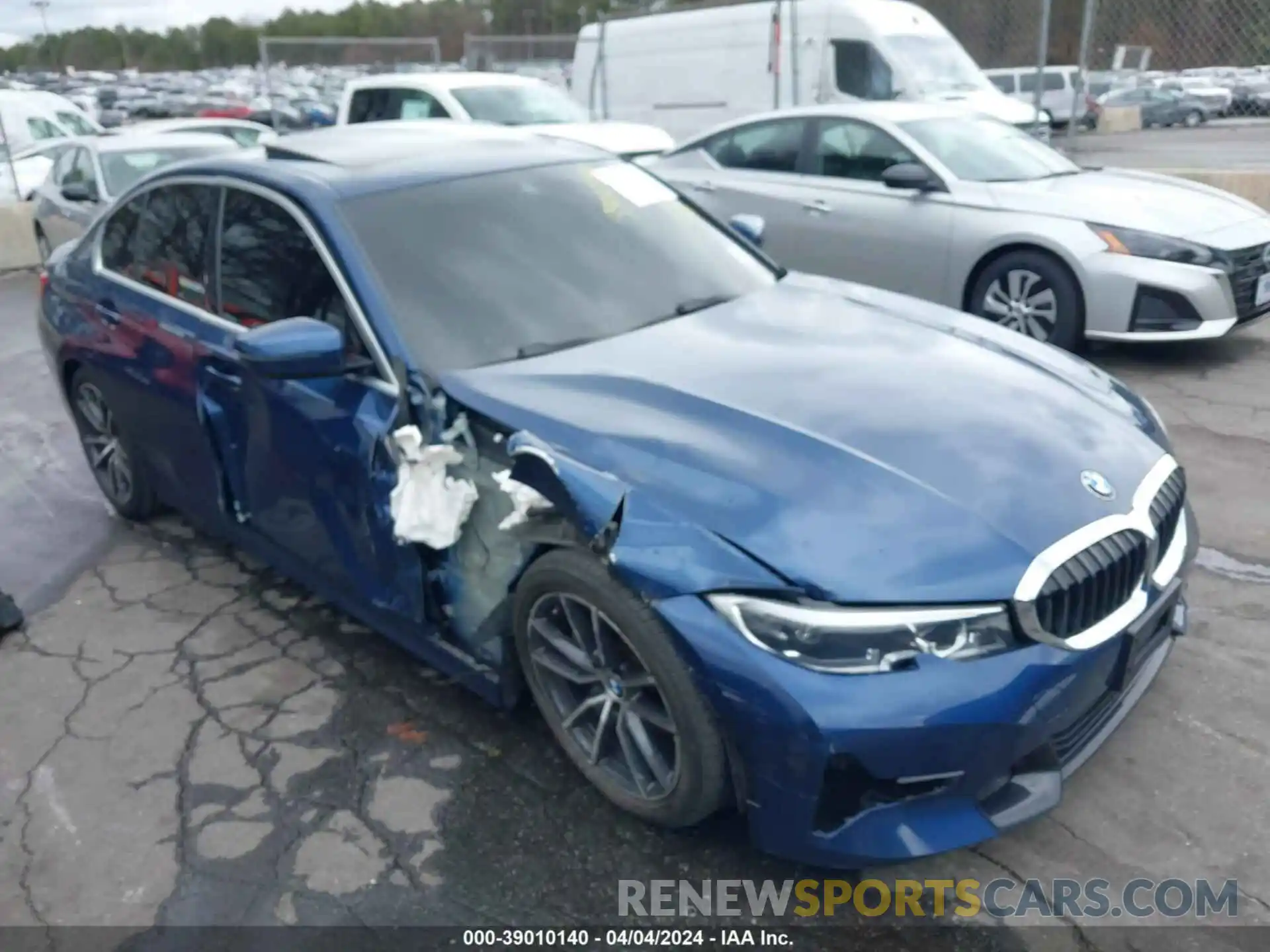 1 Photograph of a damaged car 3MW5R7J05M8B51301 BMW 330I 2021